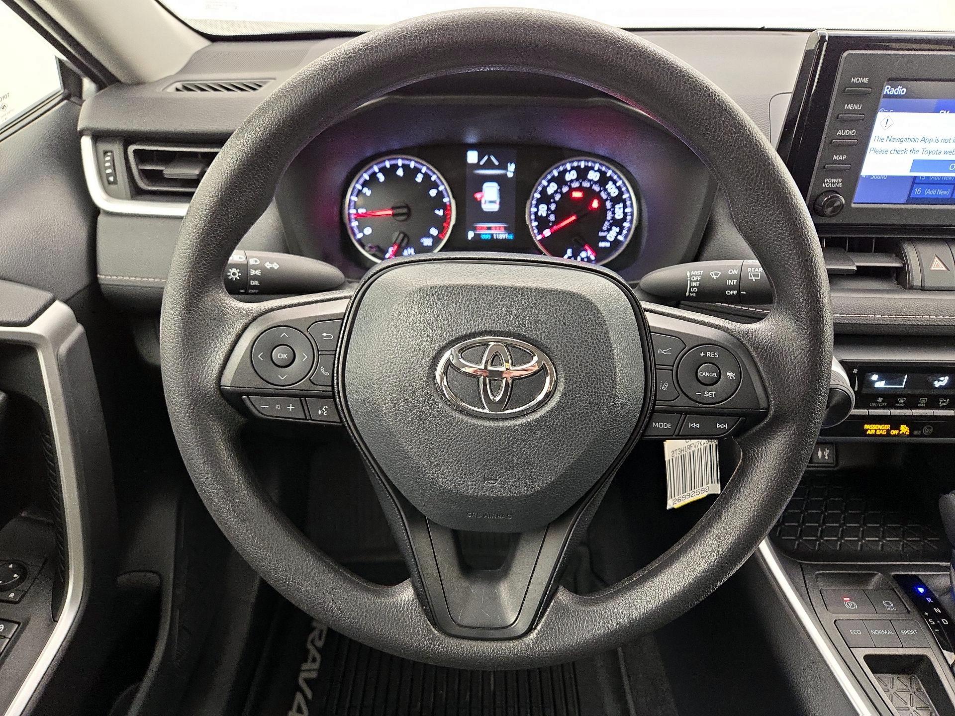 Thumbnail: 2019 Toyota RAV4 - 10