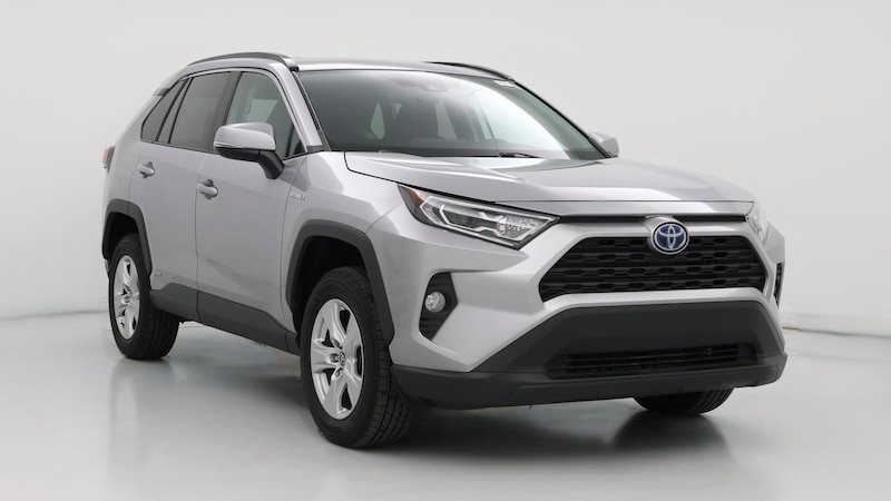 2021 Toyota RAV4 XLE Hero Image