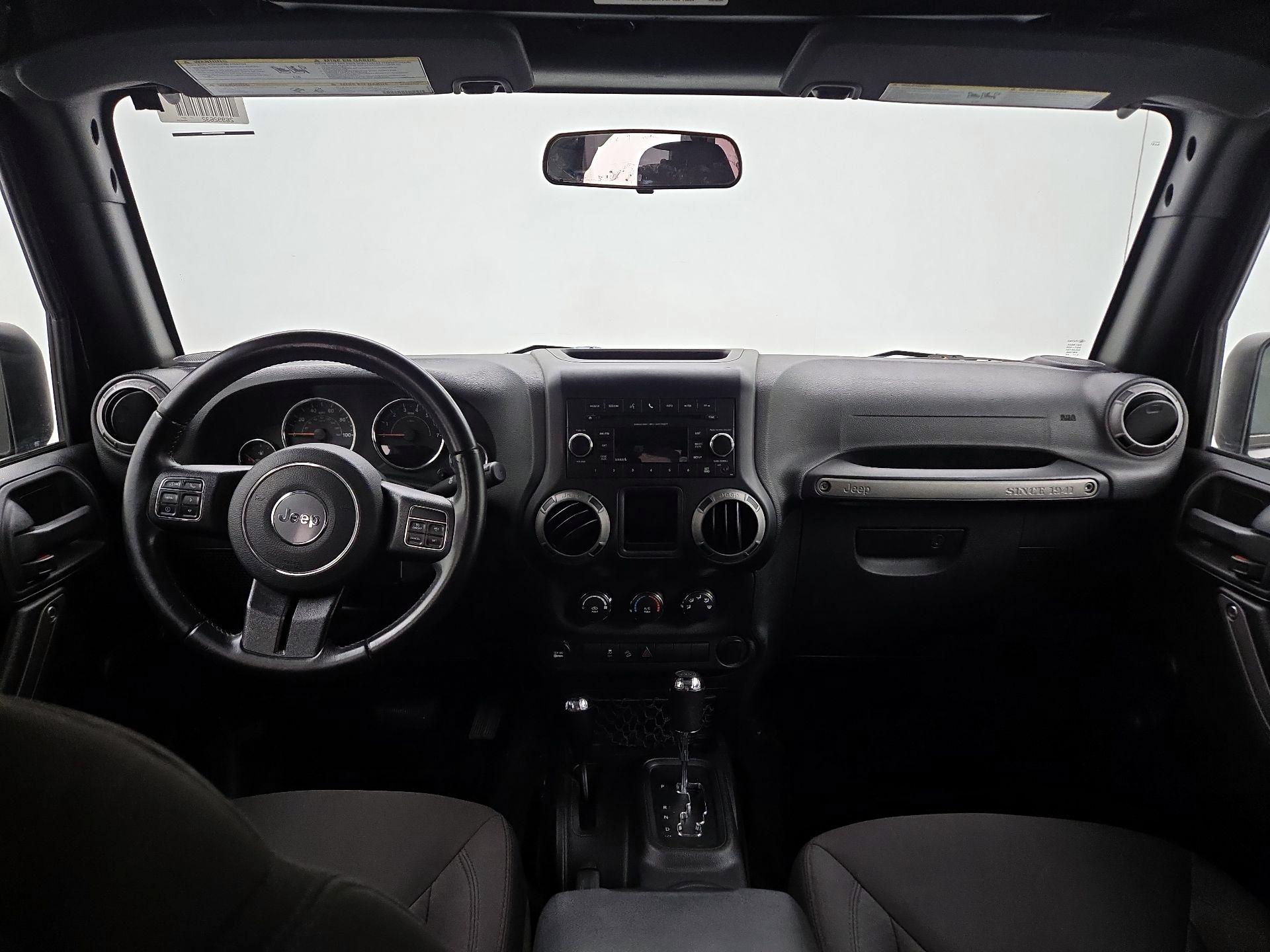Thumbnail: 2017 Jeep Wrangler - 9