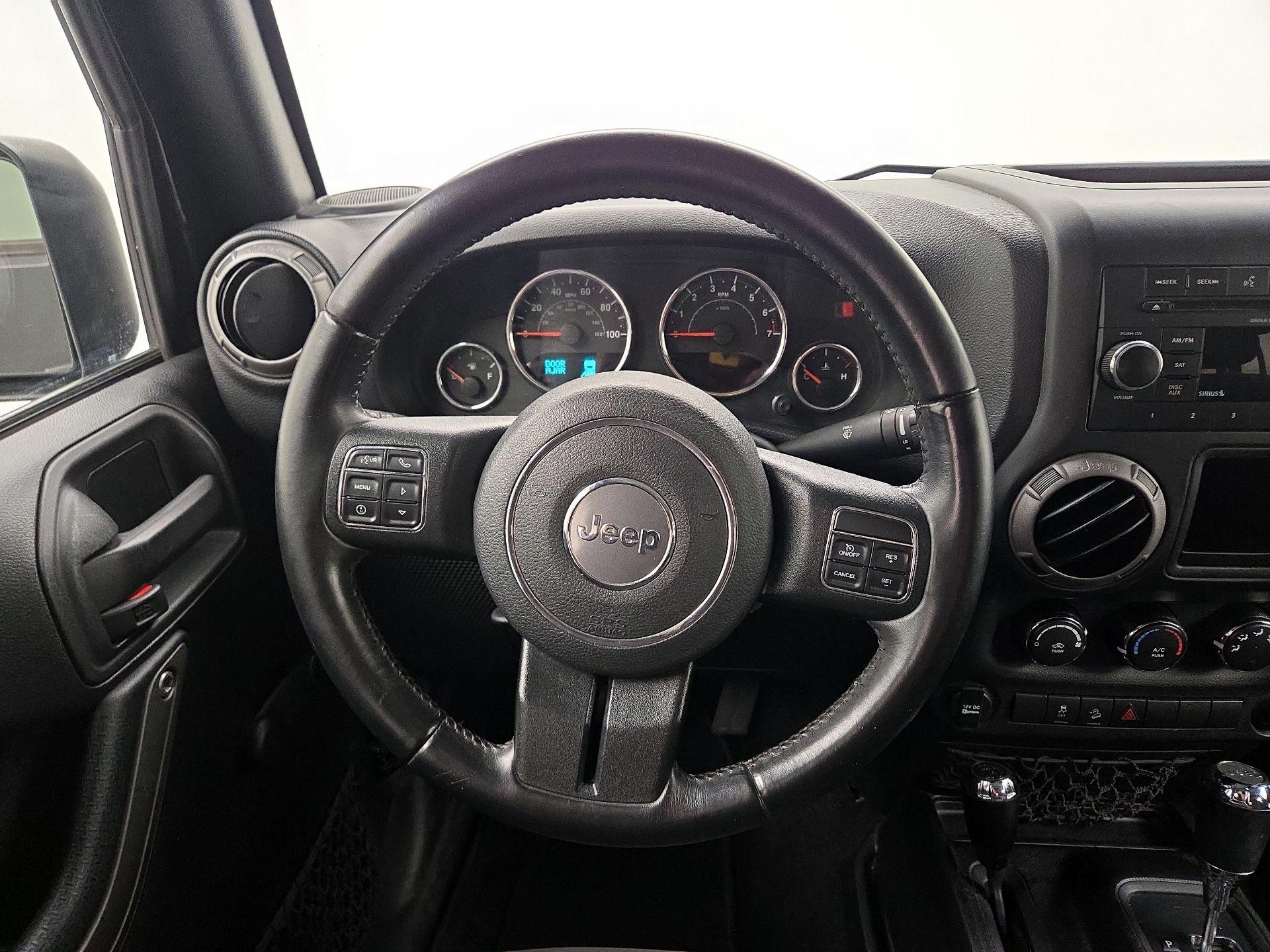 Thumbnail: 2017 Jeep Wrangler - 10