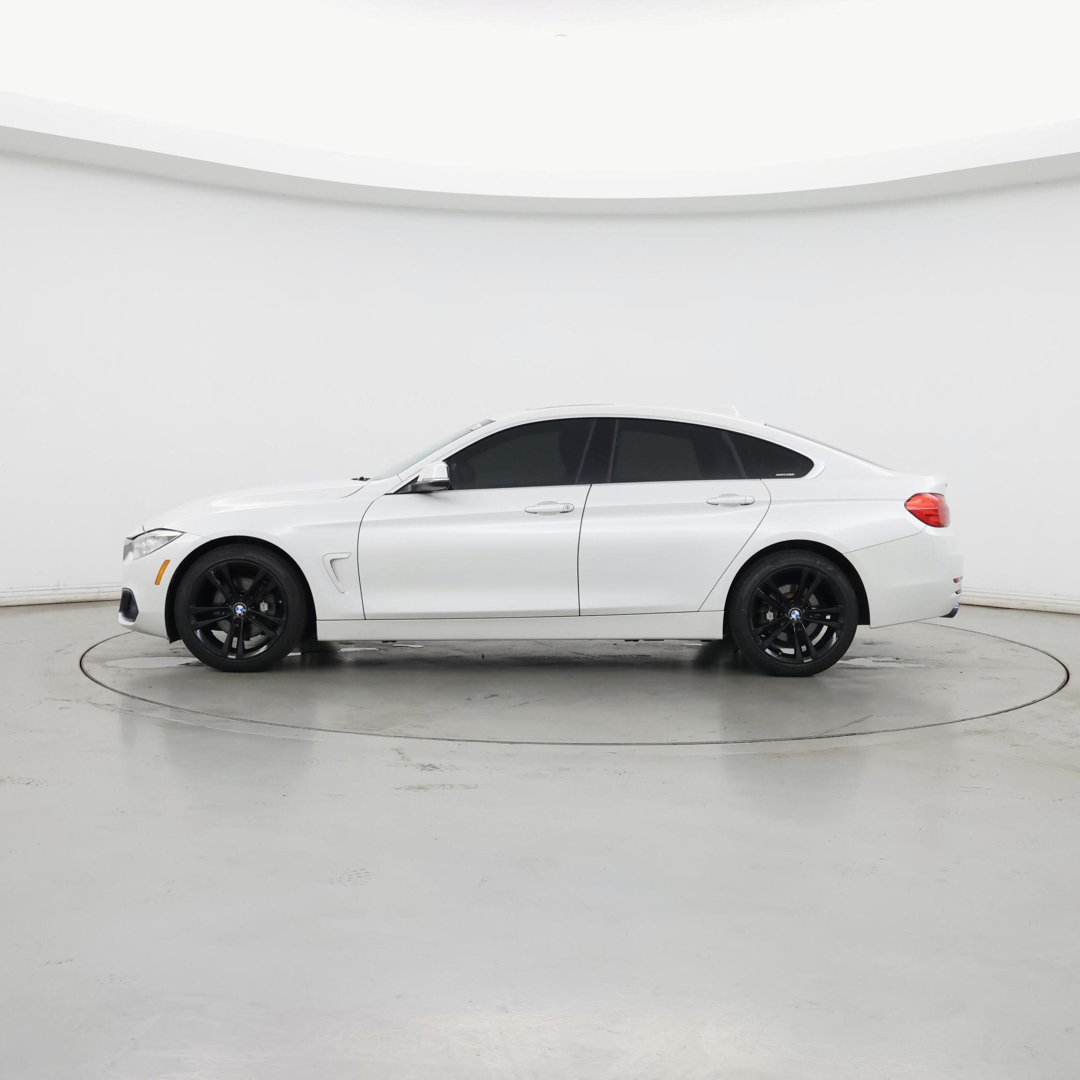 Thumbnail: 2016 BMW 4 Series - 3