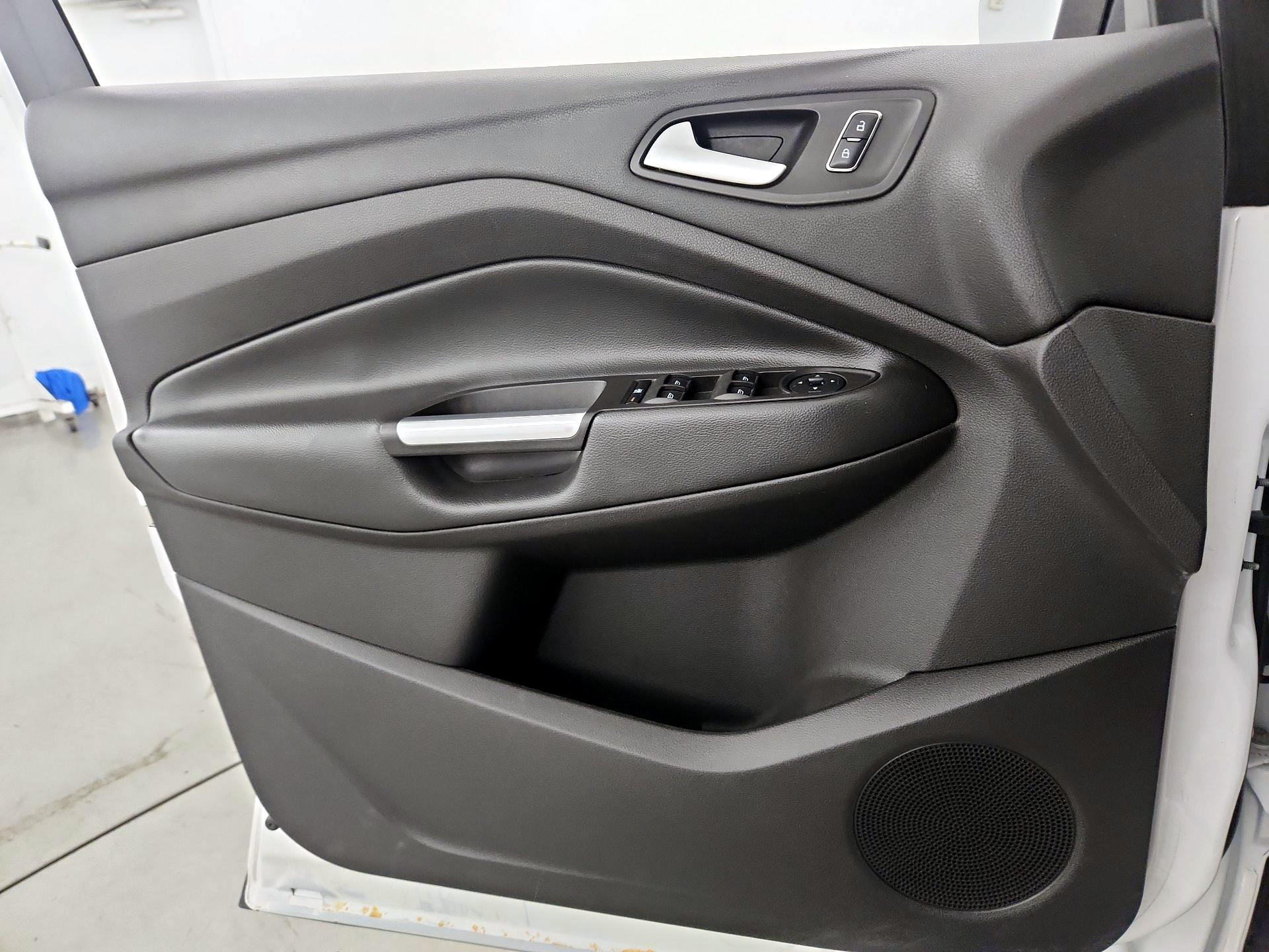 Thumbnail: 2015 Ford Escape - 12