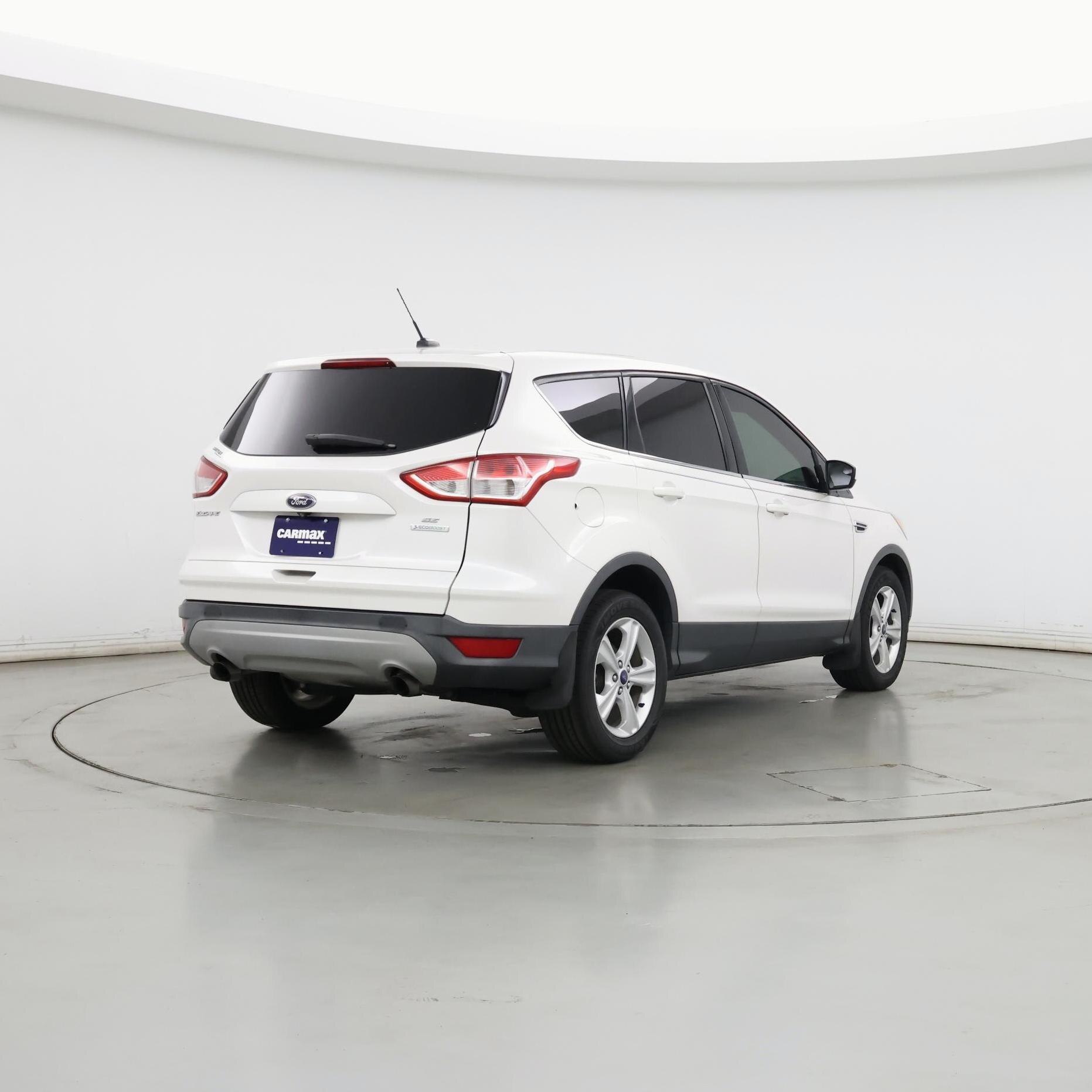 Thumbnail: 2015 Ford Escape - 8
