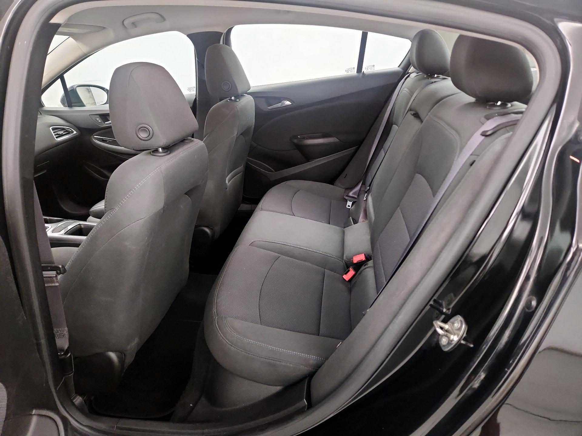 Thumbnail: 2017 Chevrolet Cruze - 19