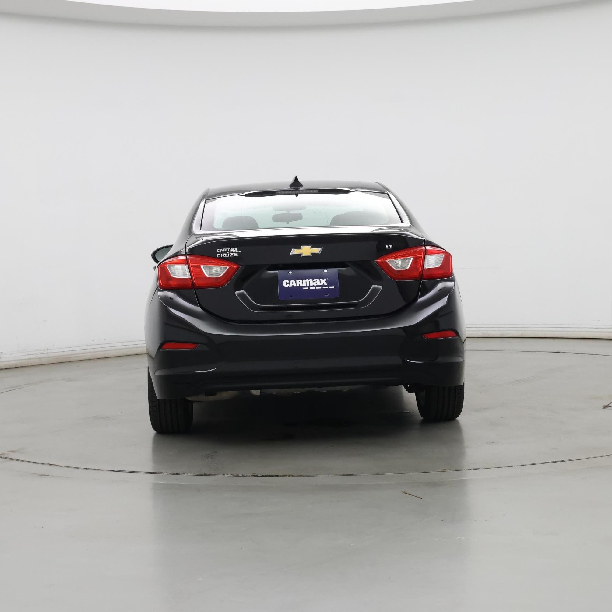 Thumbnail: 2017 Chevrolet Cruze - 6