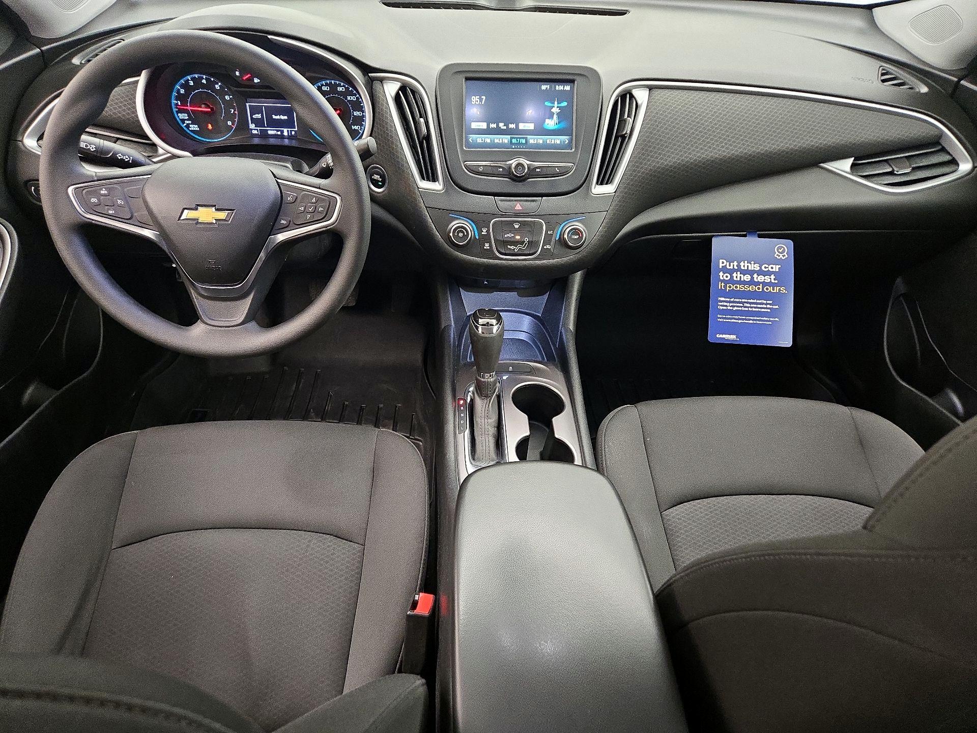 Thumbnail: 2018 Chevrolet Malibu - 9