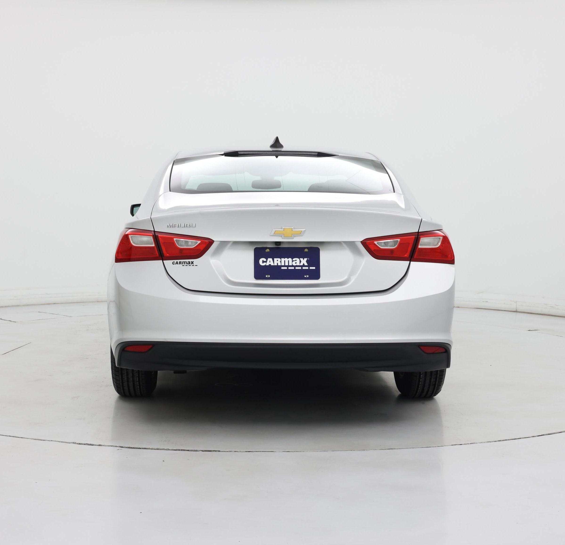 Thumbnail: 2018 Chevrolet Malibu - 6