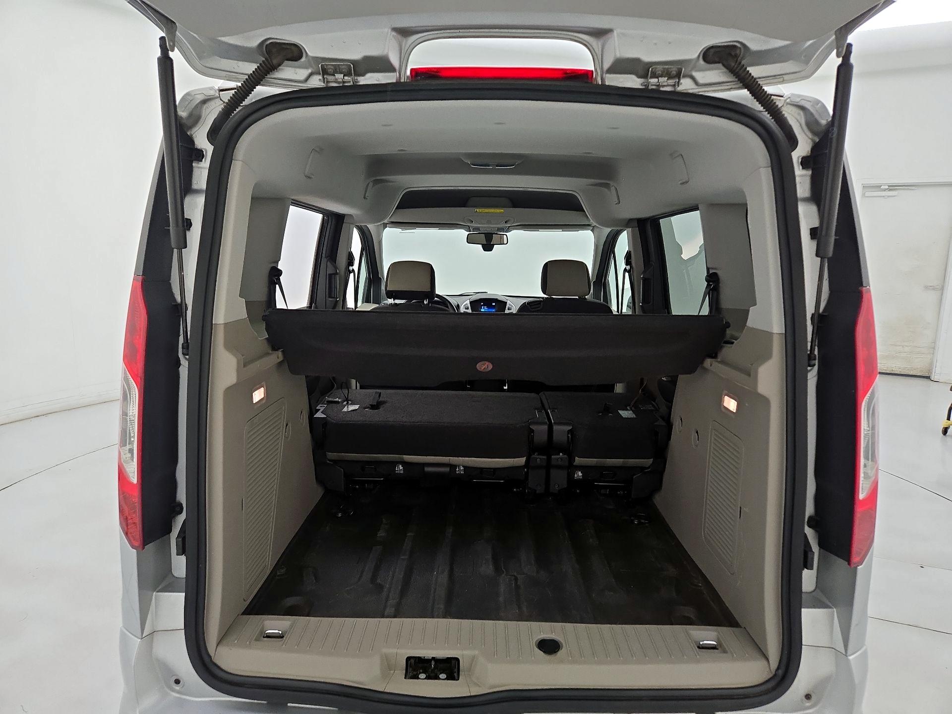 Thumbnail: 2016 Ford Transit Series - 19