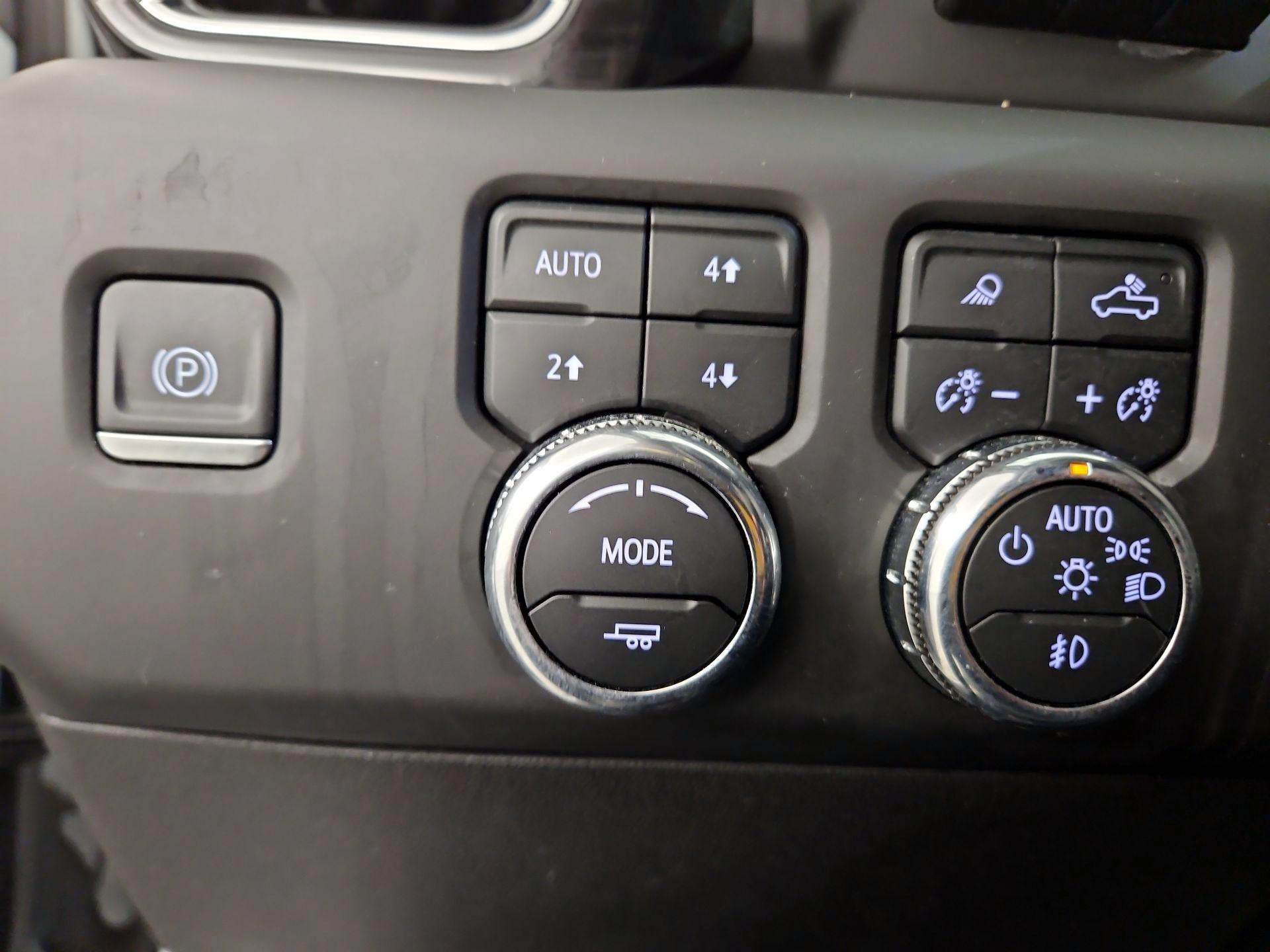 Thumbnail: 2024 GMC Sierra 2500 - 13