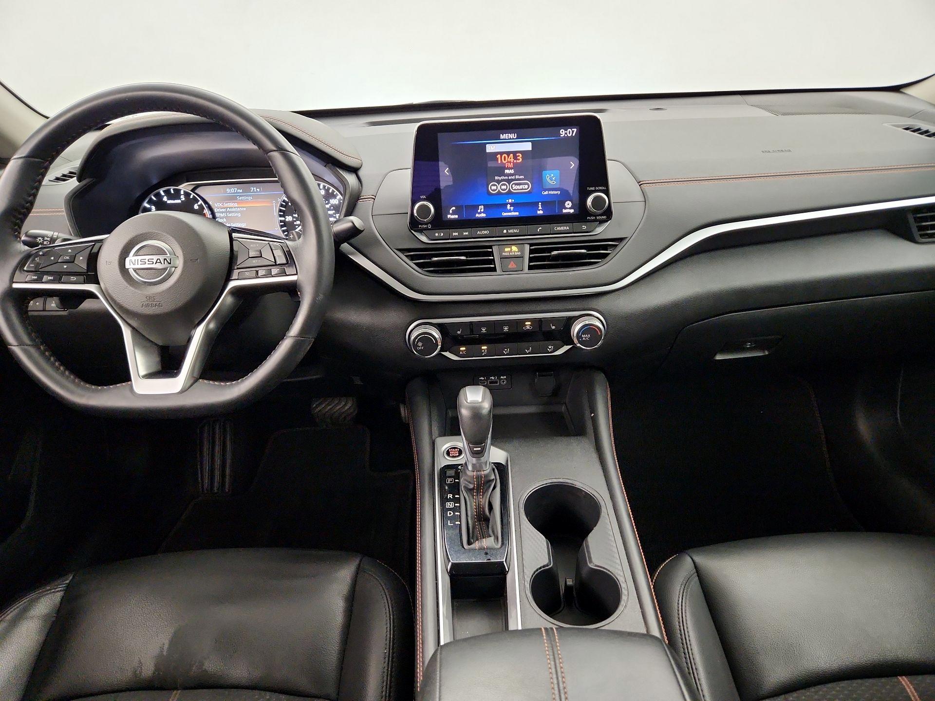 Thumbnail: 2019 Nissan Altima - 9