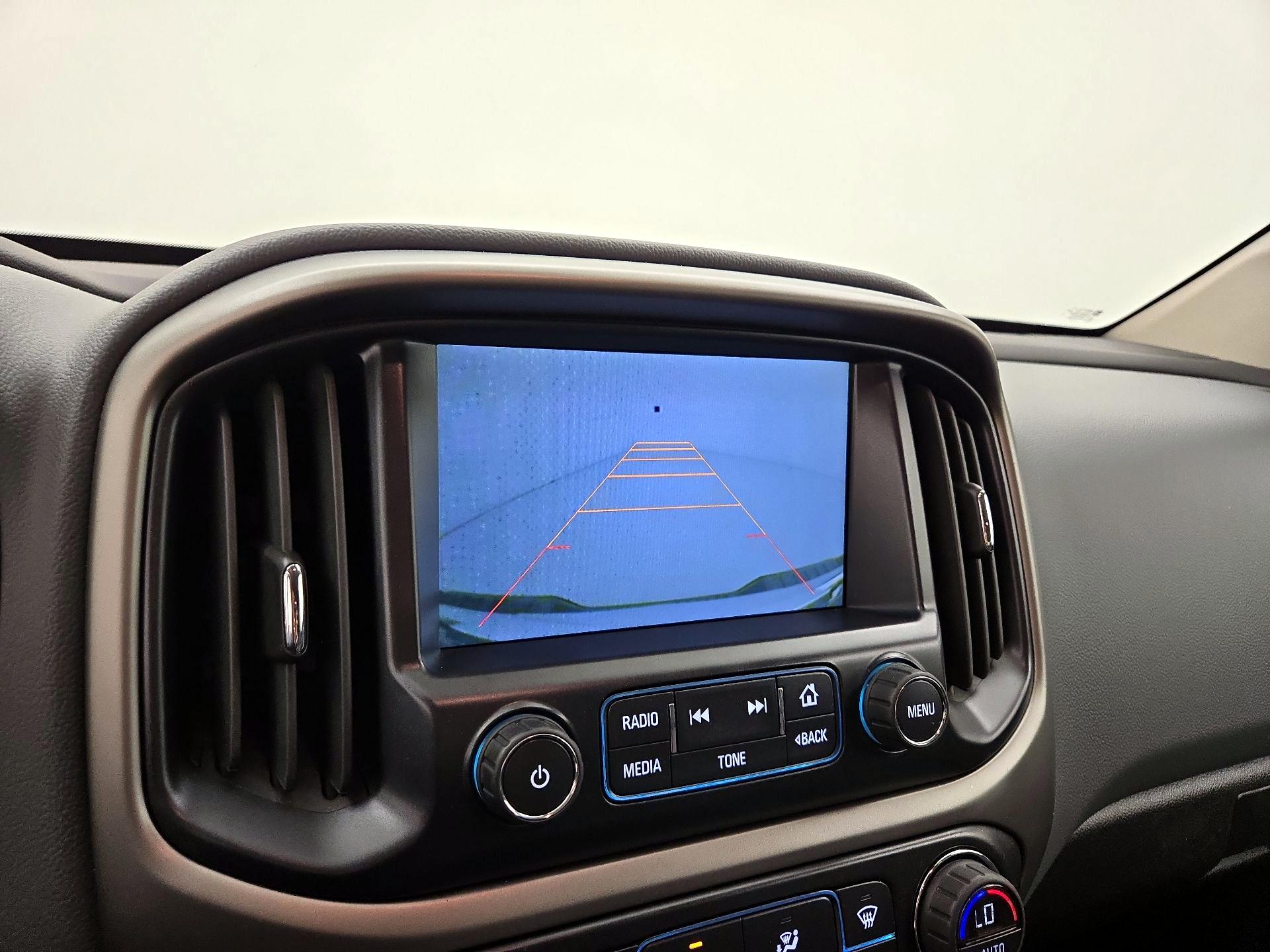 Thumbnail: 2015 Chevrolet Colorado - 15