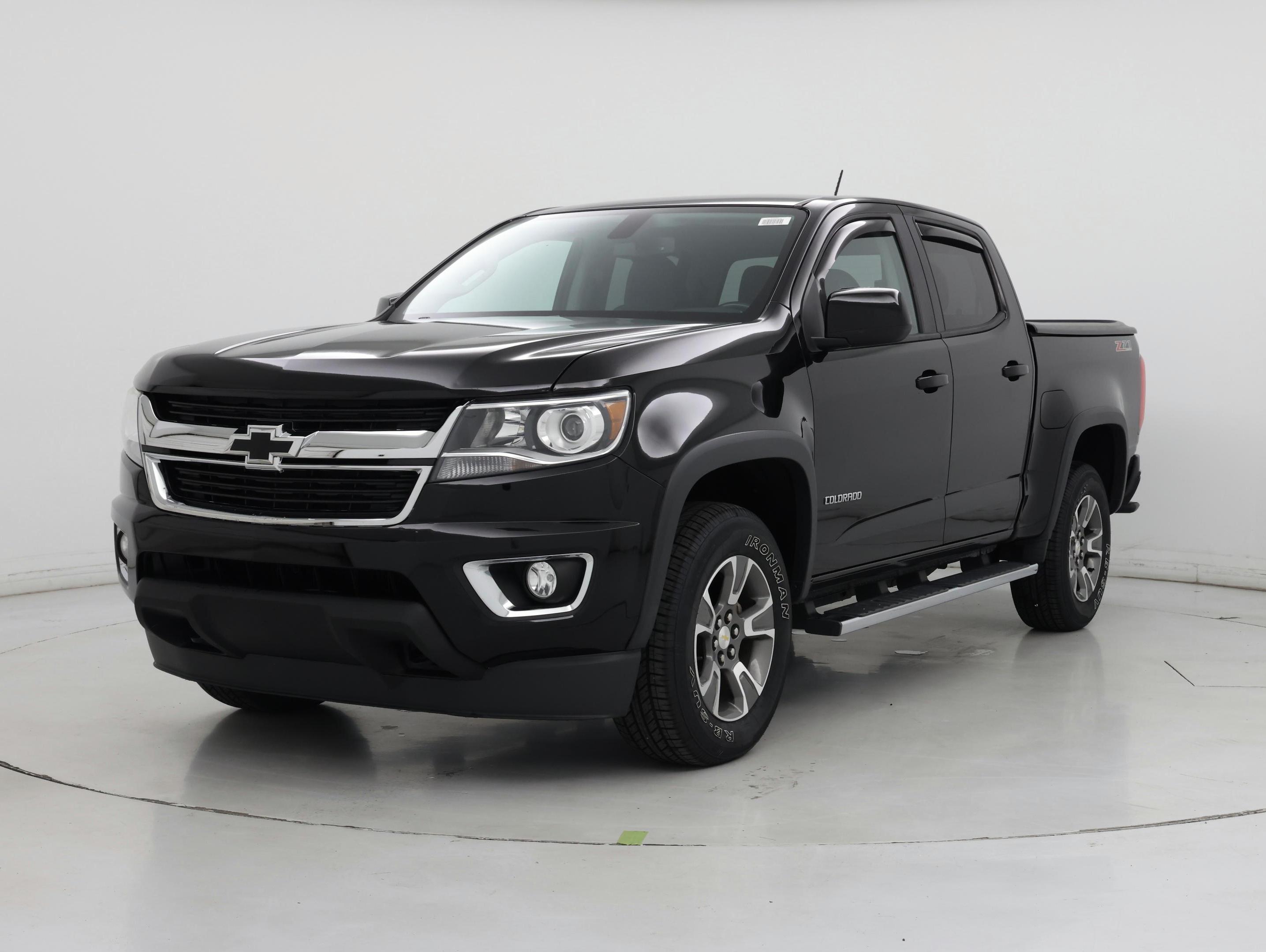 Thumbnail: 2015 Chevrolet Colorado - 4