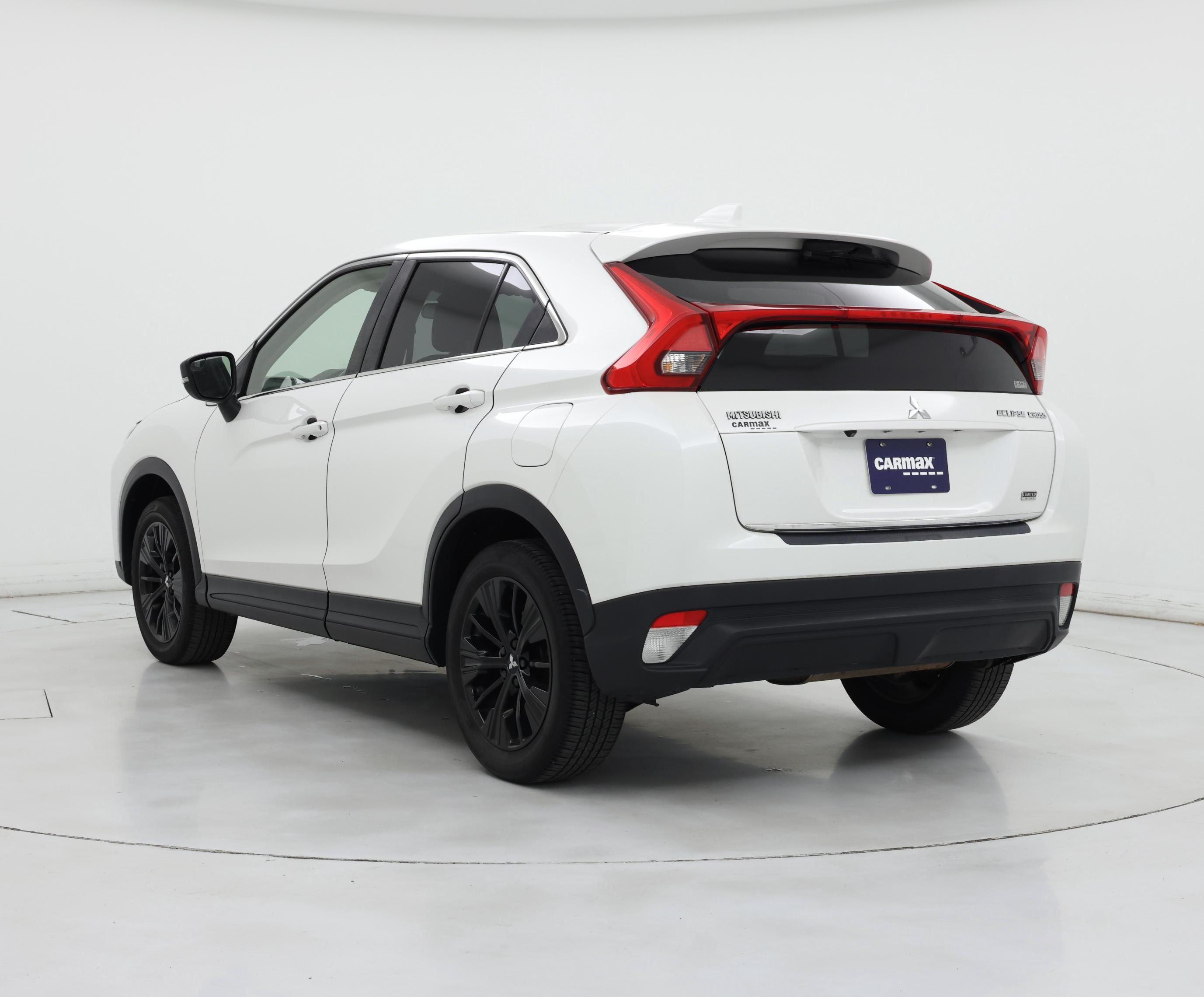 Thumbnail: 2018 Mitsubishi Eclipse Cross - 2