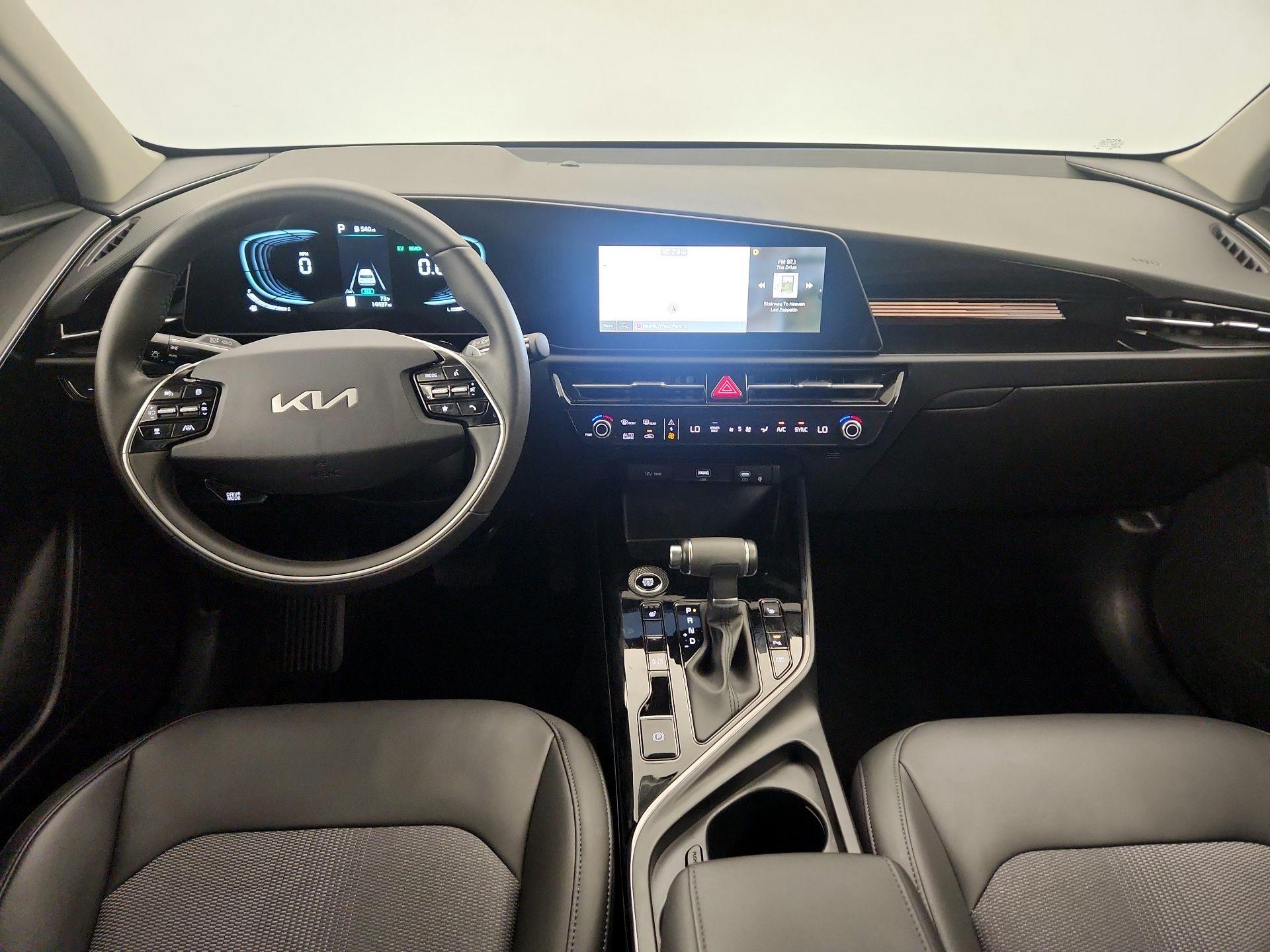 Thumbnail: 2024 Kia Niro - 9