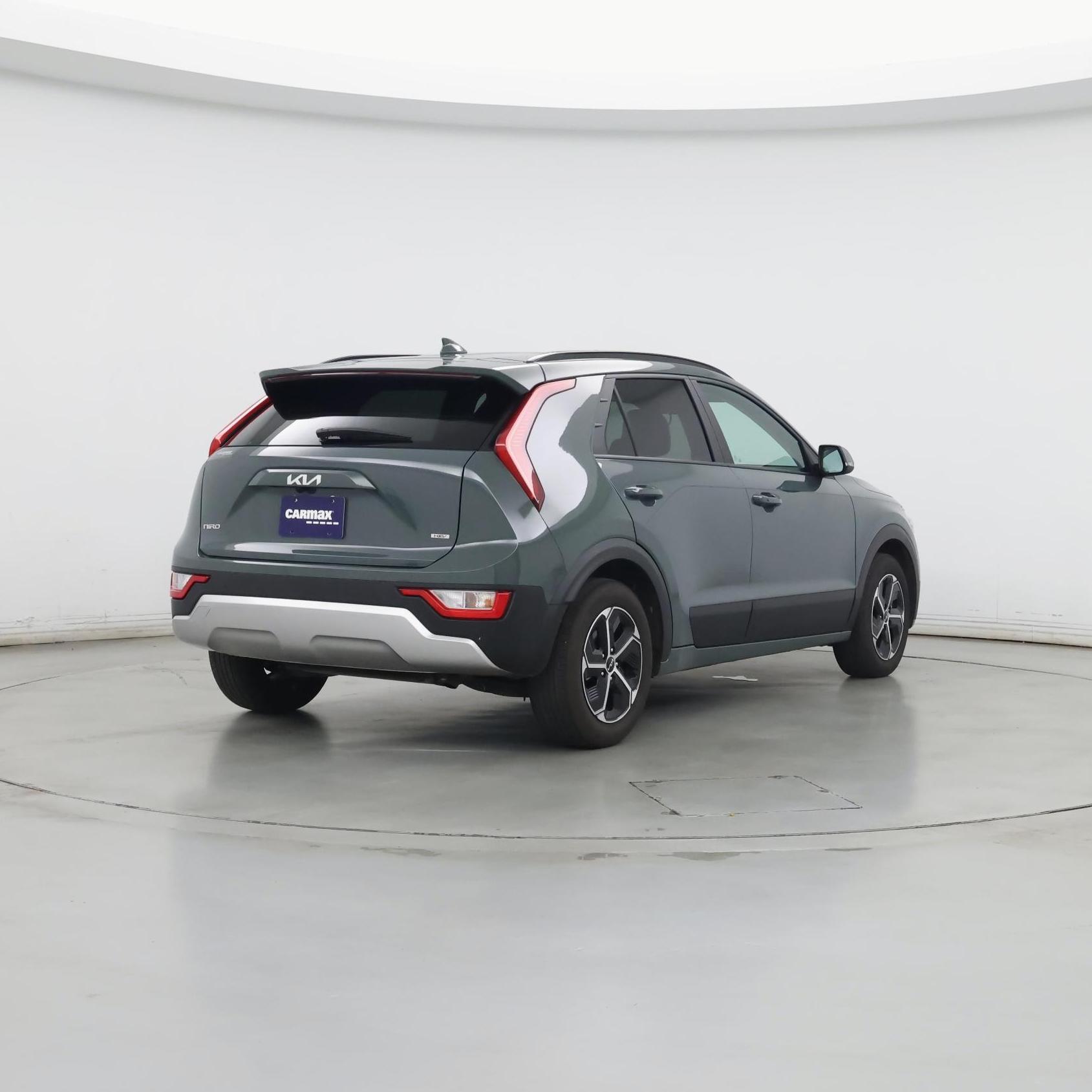 Thumbnail: 2024 Kia Niro - 8