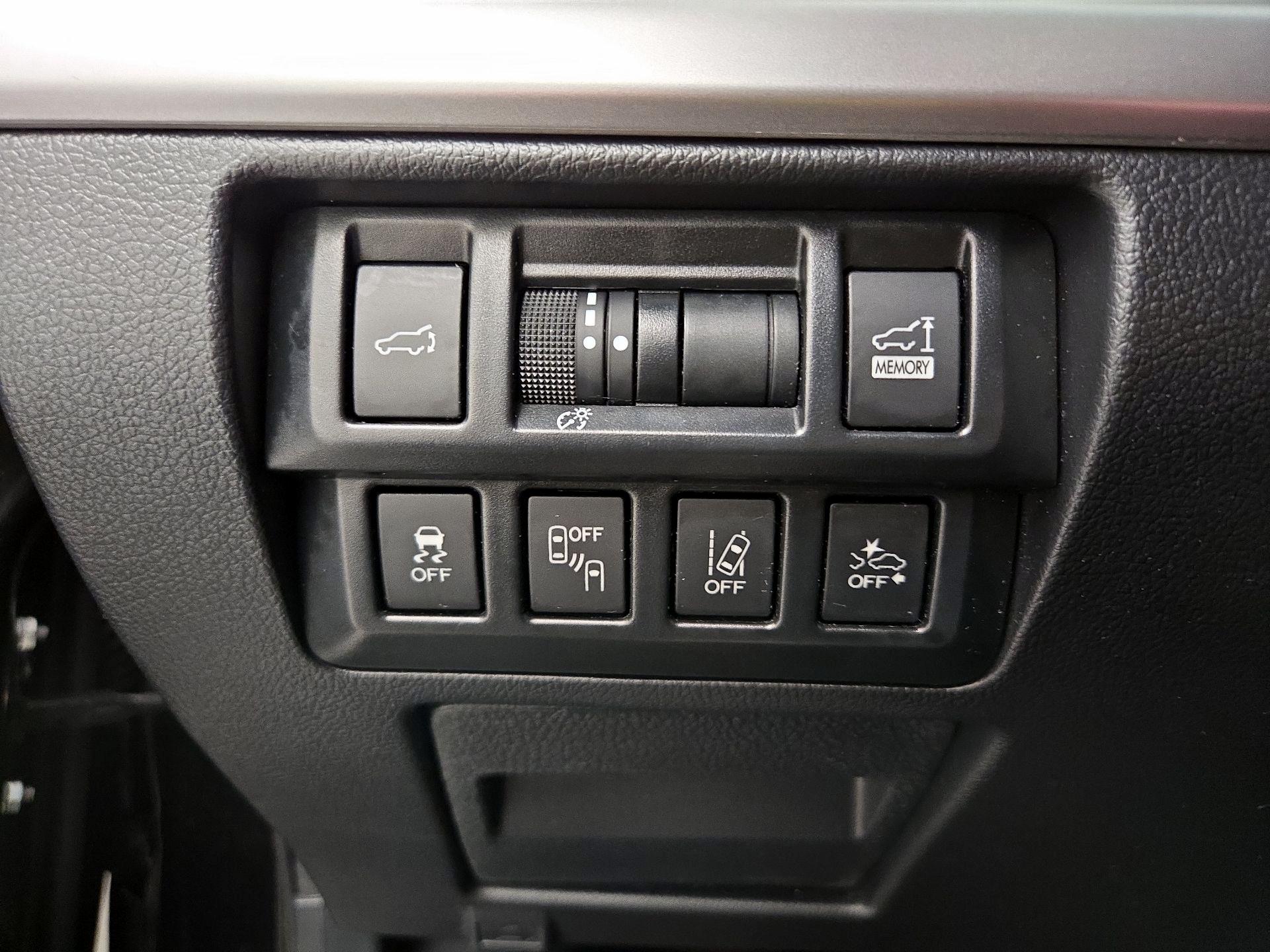 Thumbnail: 2019 Subaru Outback - 13