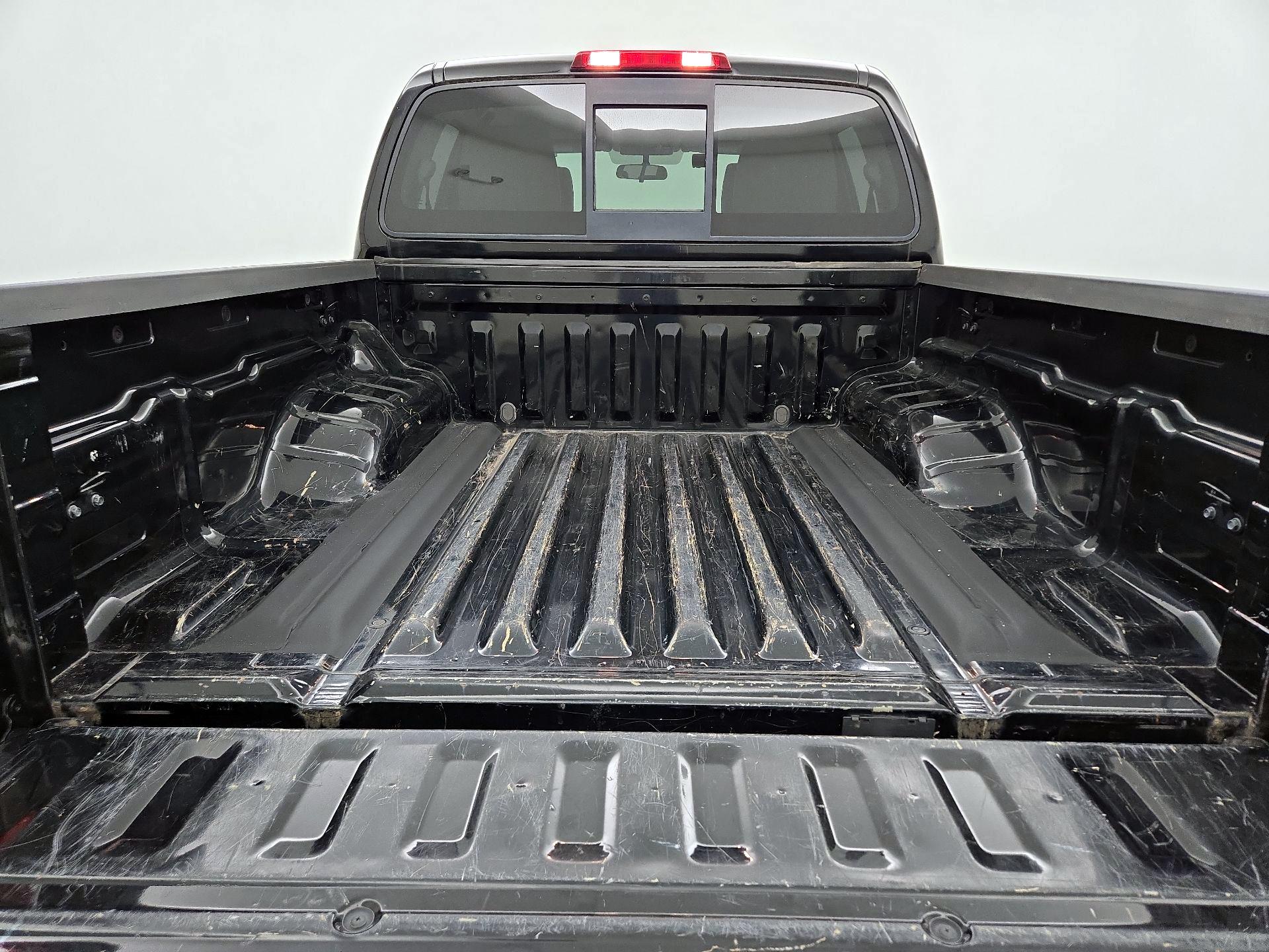 Thumbnail: 2016 Nissan Frontier - 19
