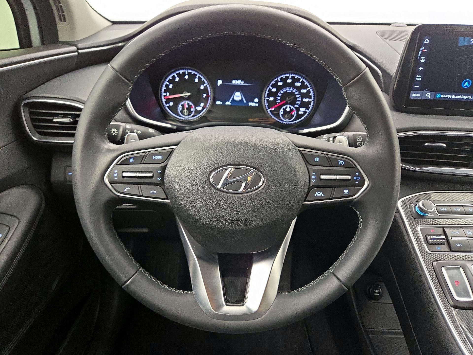 Thumbnail: 2023 Hyundai Santa Fe - 10