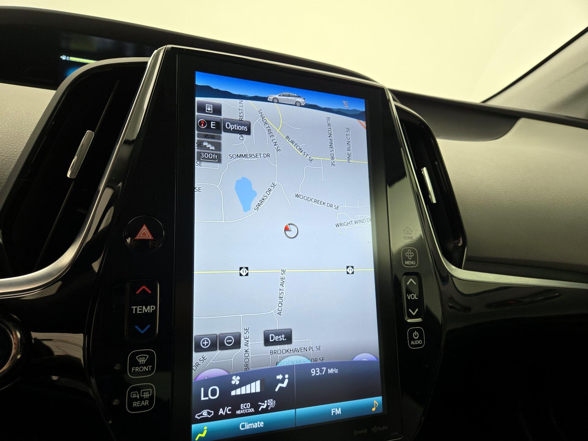 Thumbnail: 2019 Toyota Prius Prime - 14