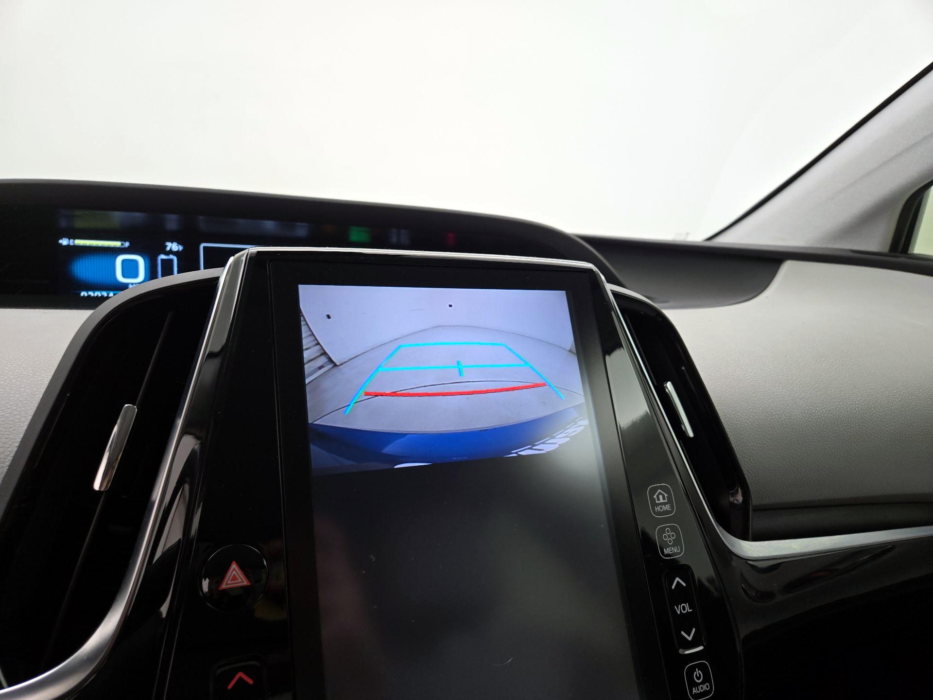 Thumbnail: 2019 Toyota Prius Prime - 15