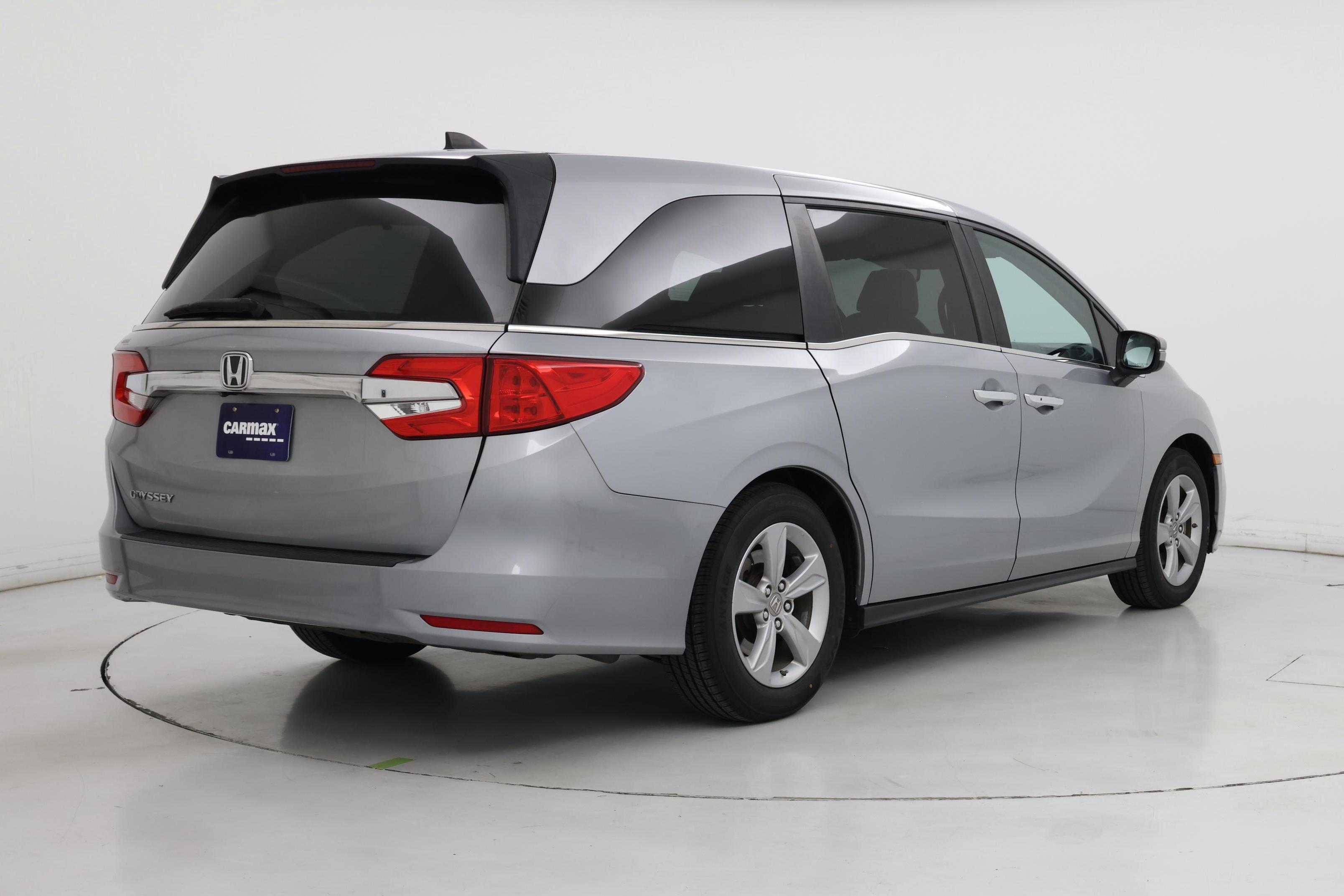 Thumbnail: 2019 Honda Odyssey - 8