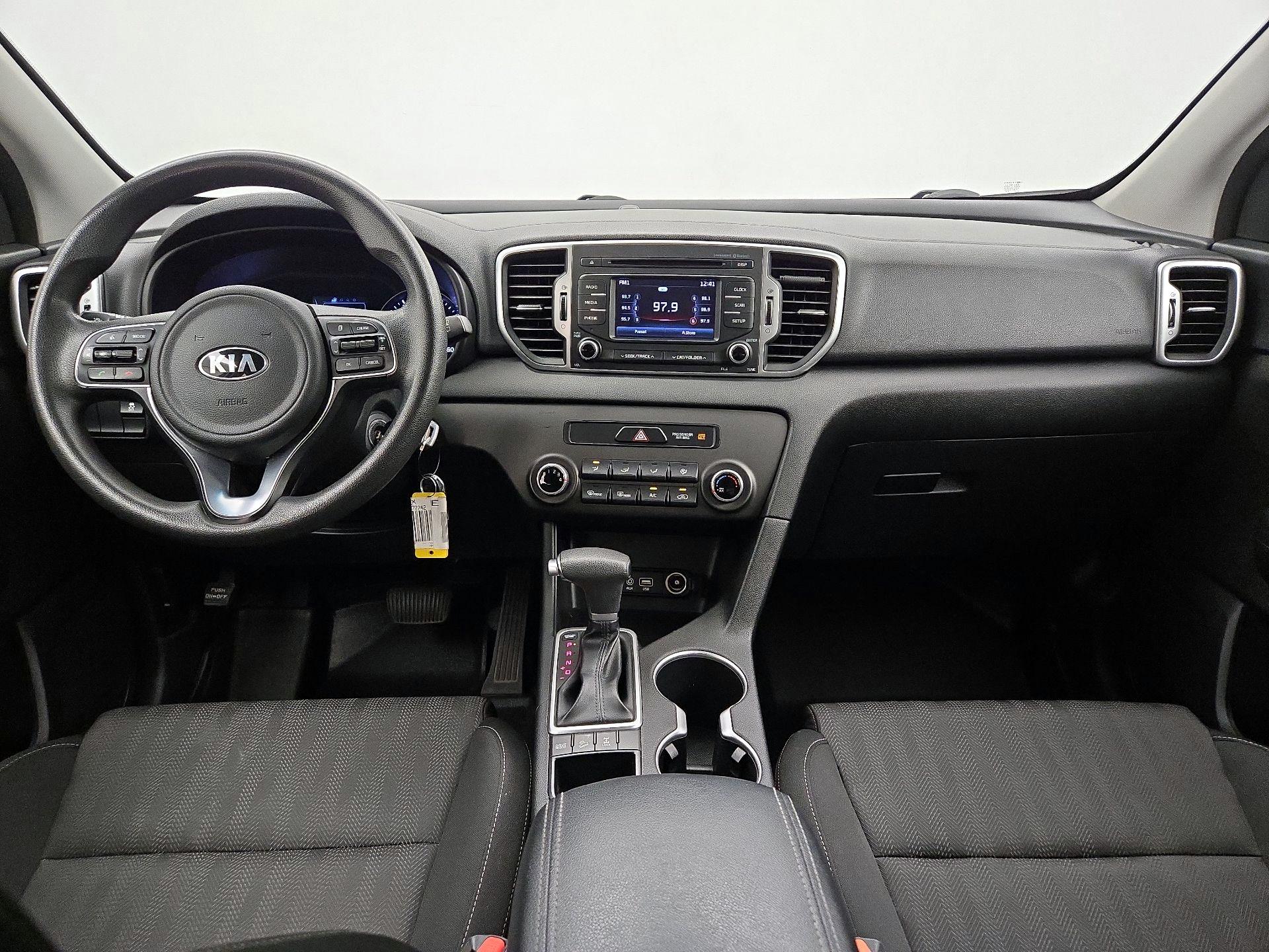 Thumbnail: 2017 Kia Sportage - 9
