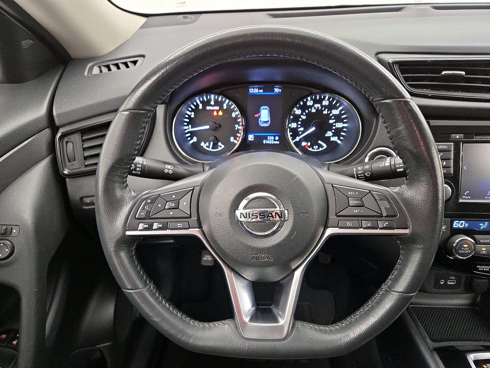 Thumbnail: 2018 Nissan Rogue - 10