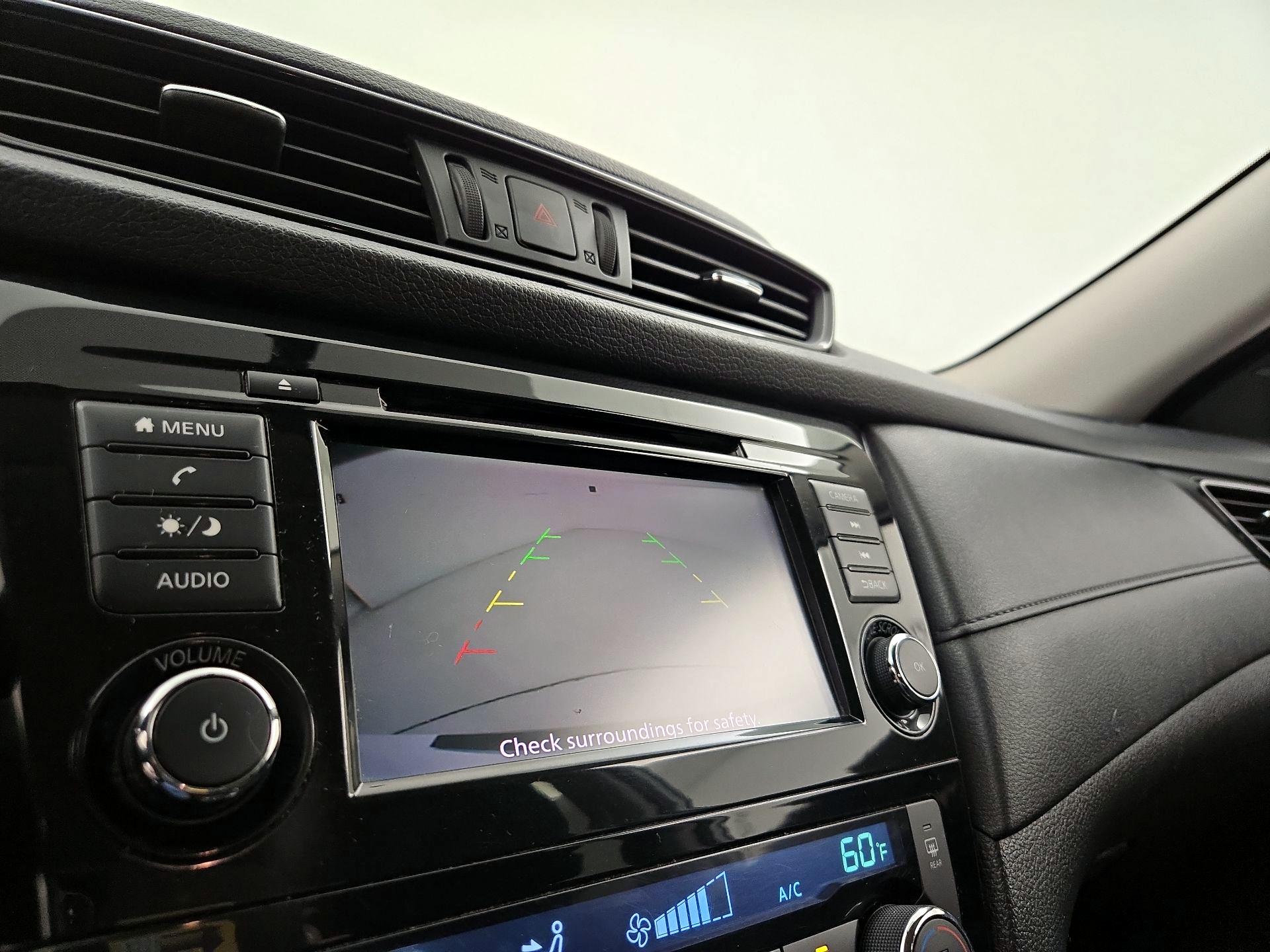 Thumbnail: 2018 Nissan Rogue - 14