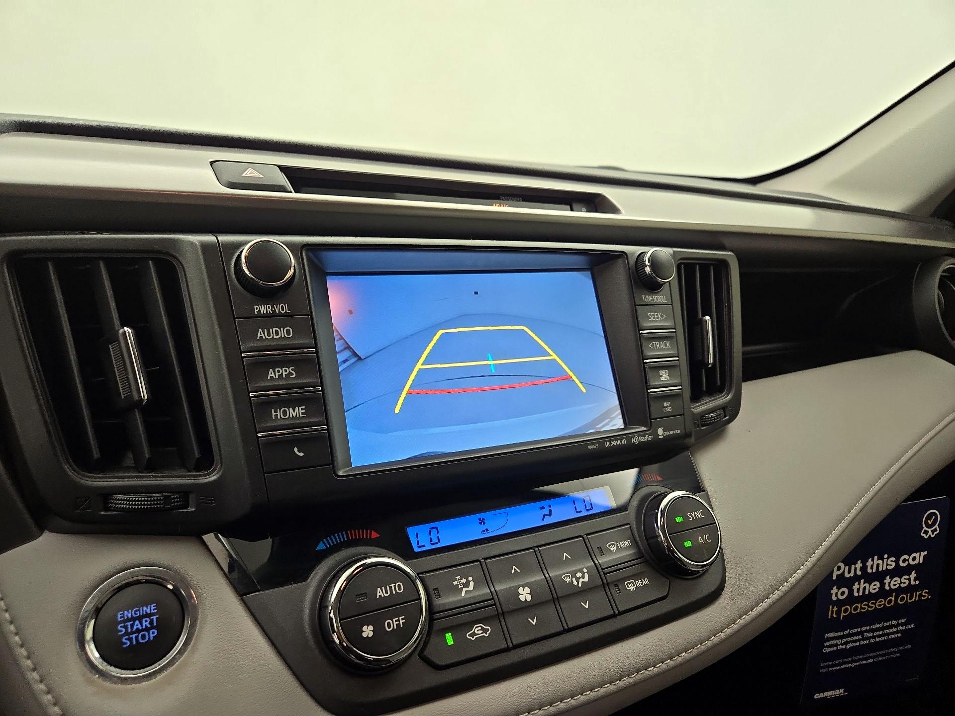 Thumbnail: 2016 Toyota RAV4 - 14