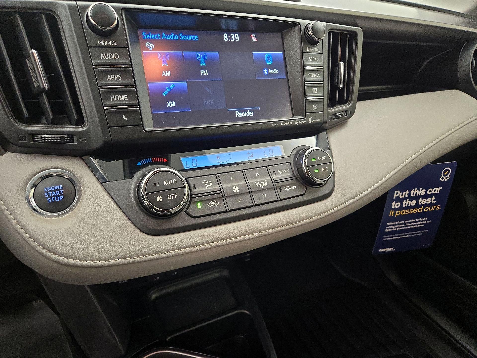 Thumbnail: 2016 Toyota RAV4 - 16