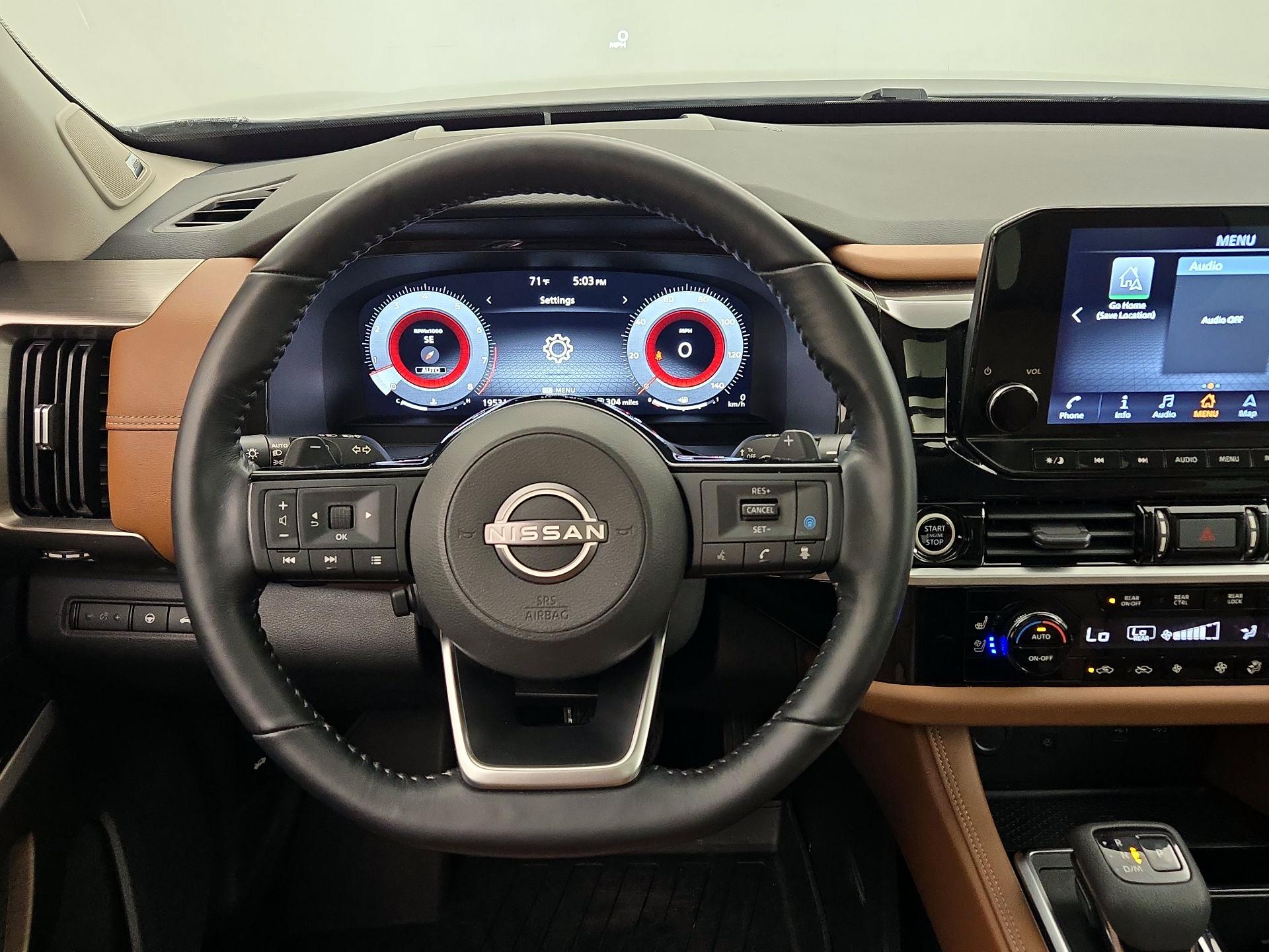 Thumbnail: 2022 Nissan Pathfinder - 10