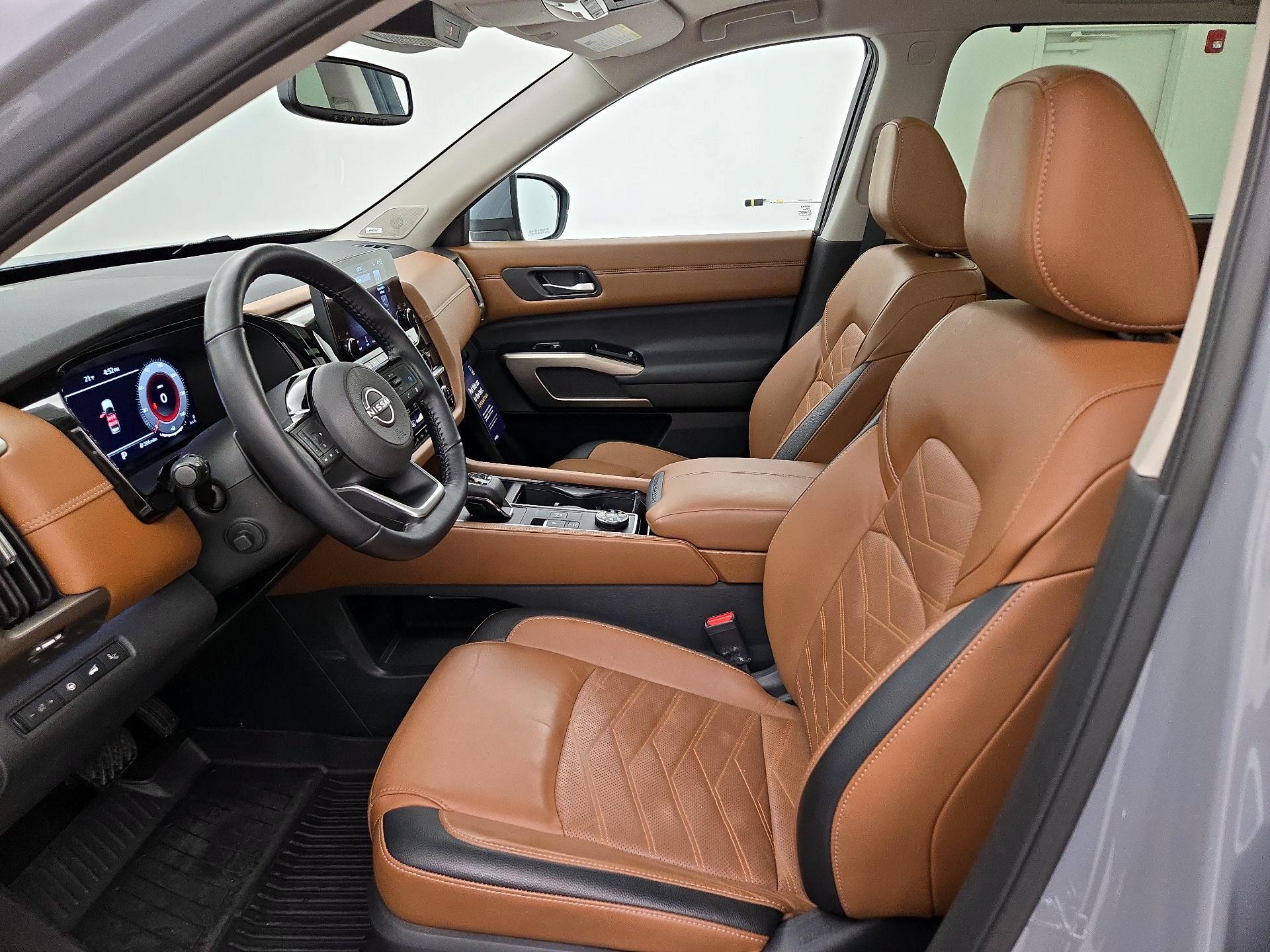 Thumbnail: 2022 Nissan Pathfinder - 11