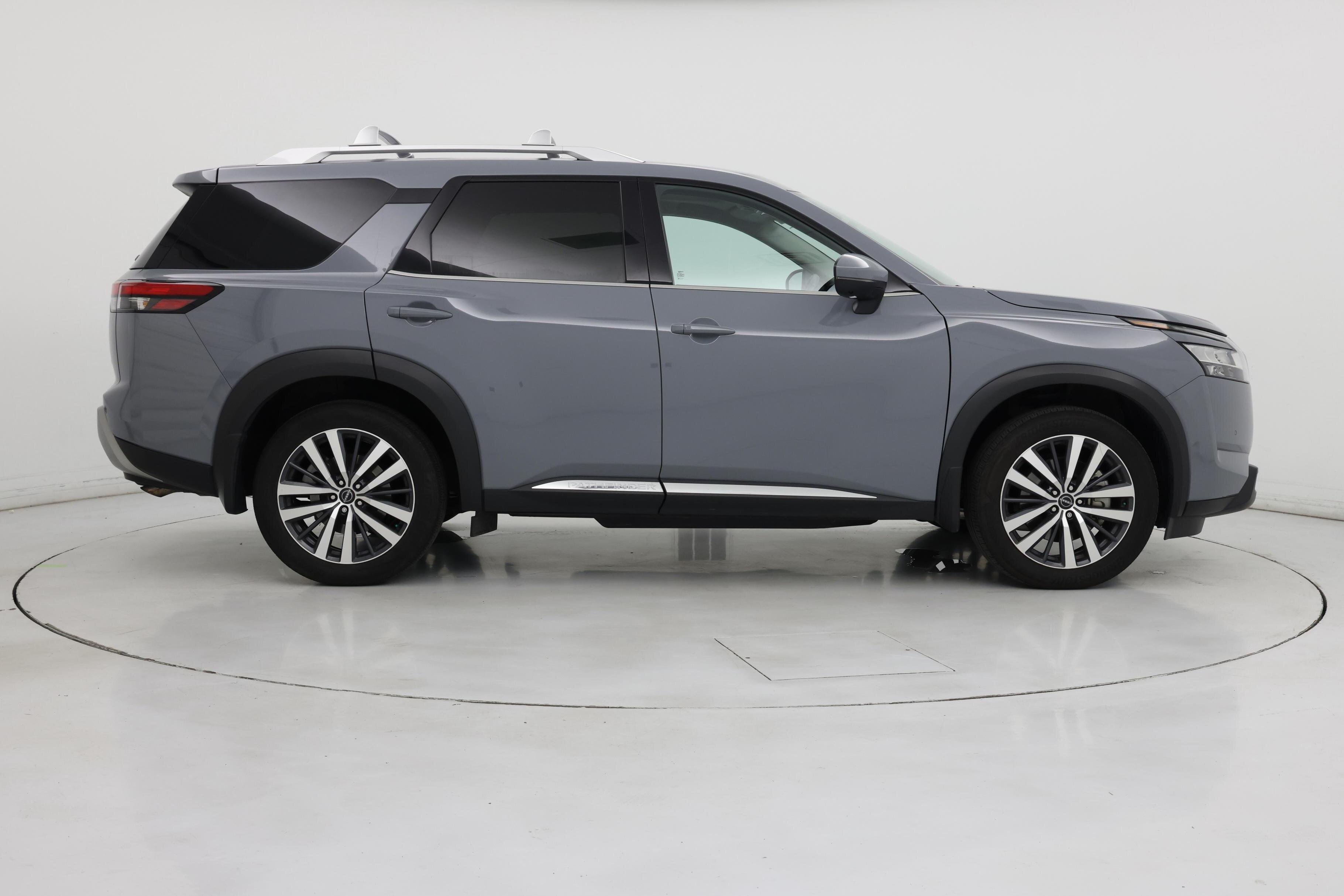 Thumbnail: 2022 Nissan Pathfinder - 7