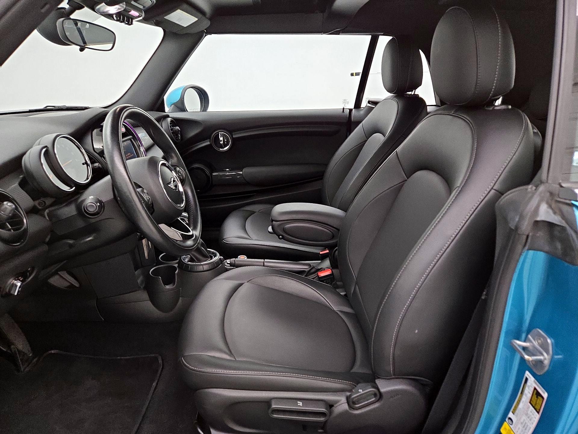 Thumbnail: 2017 MINI Cooper - 11