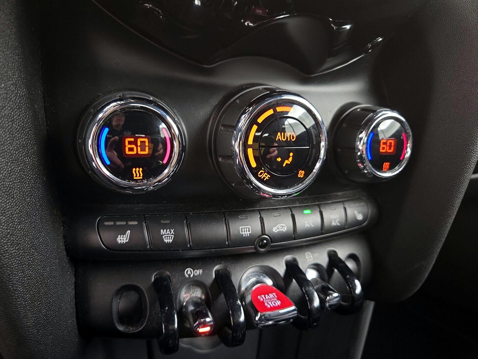 Thumbnail: 2017 MINI Cooper - 15