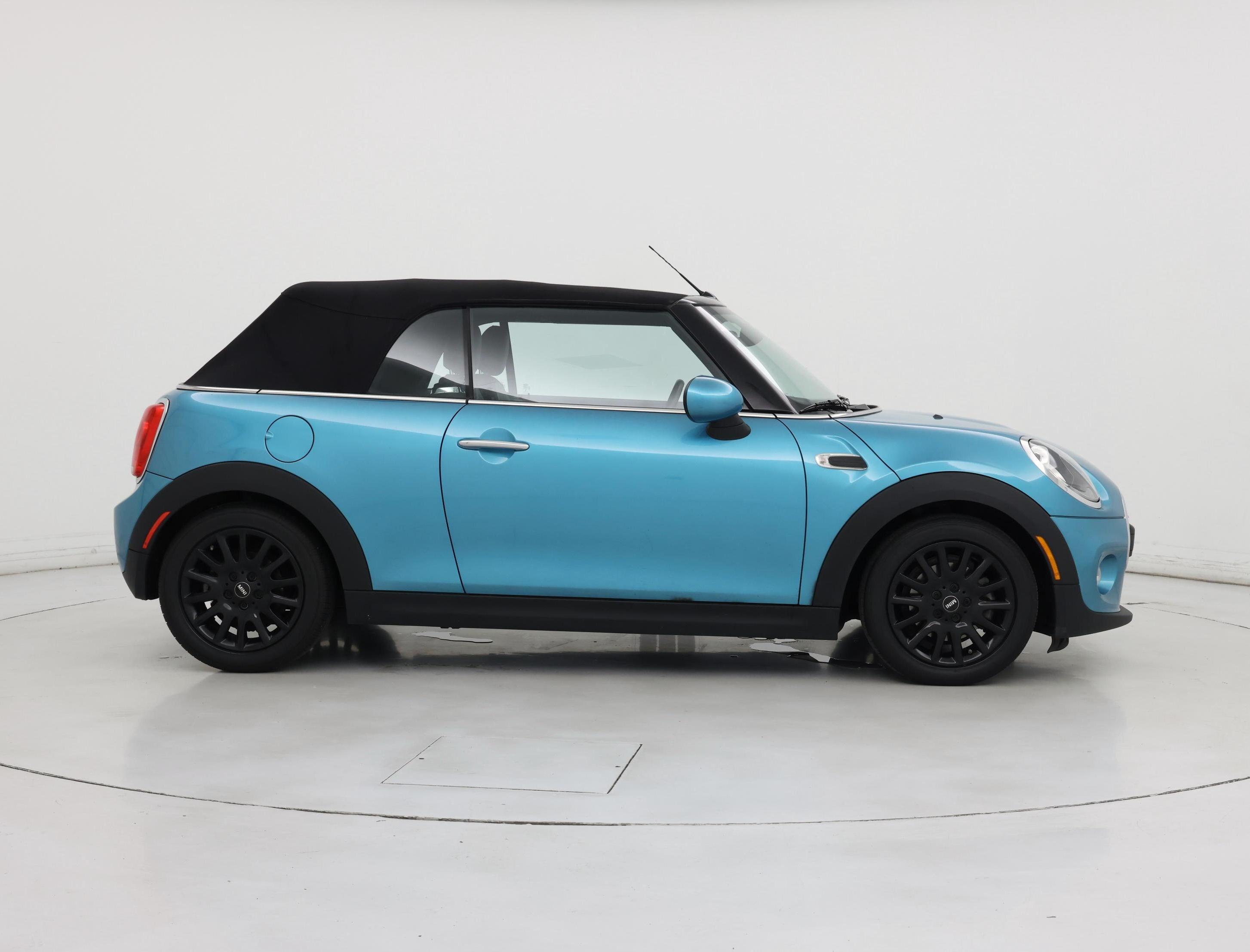 Thumbnail: 2017 MINI Cooper - 7