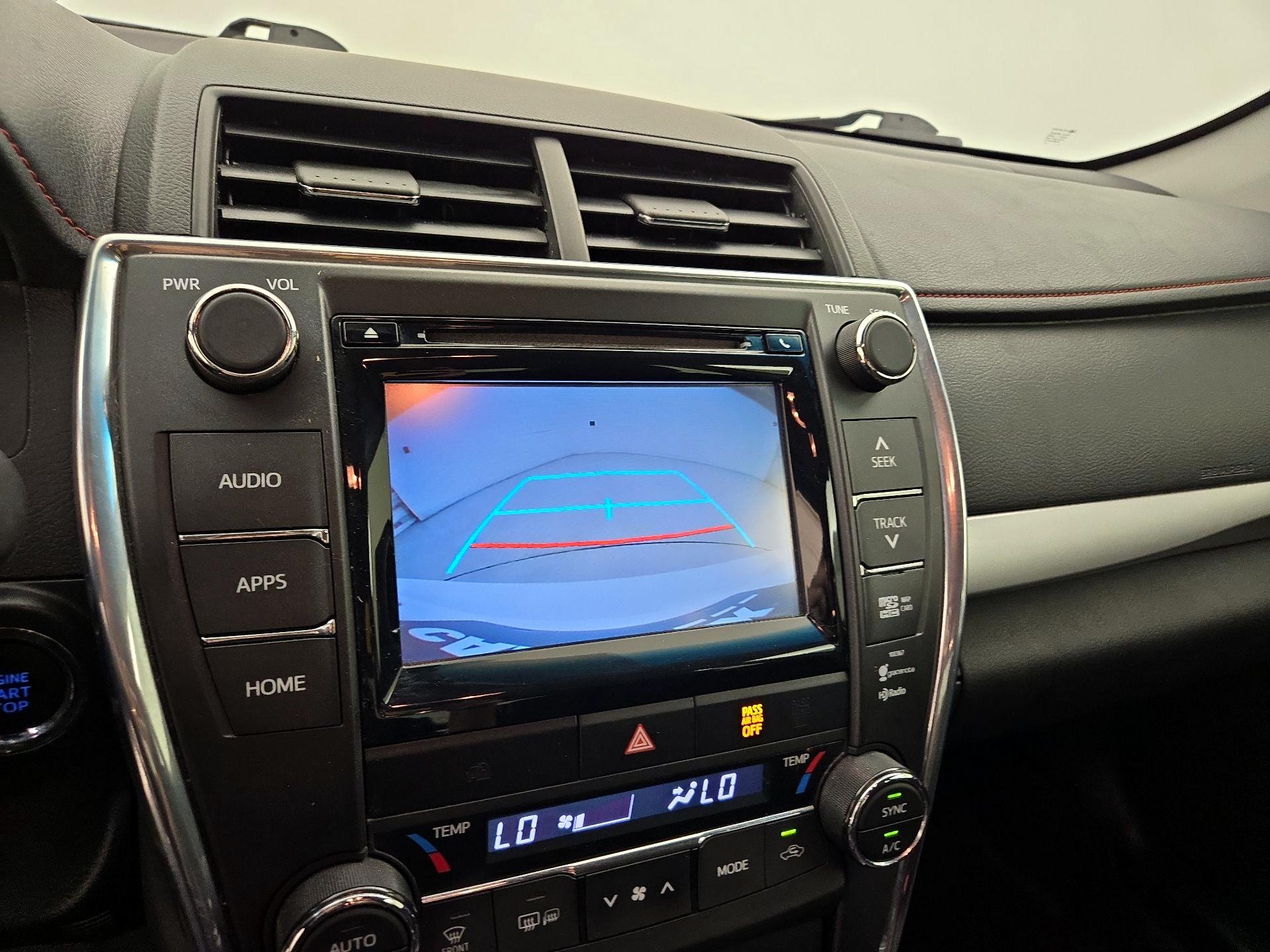 Thumbnail: 2015 Toyota Camry - 15