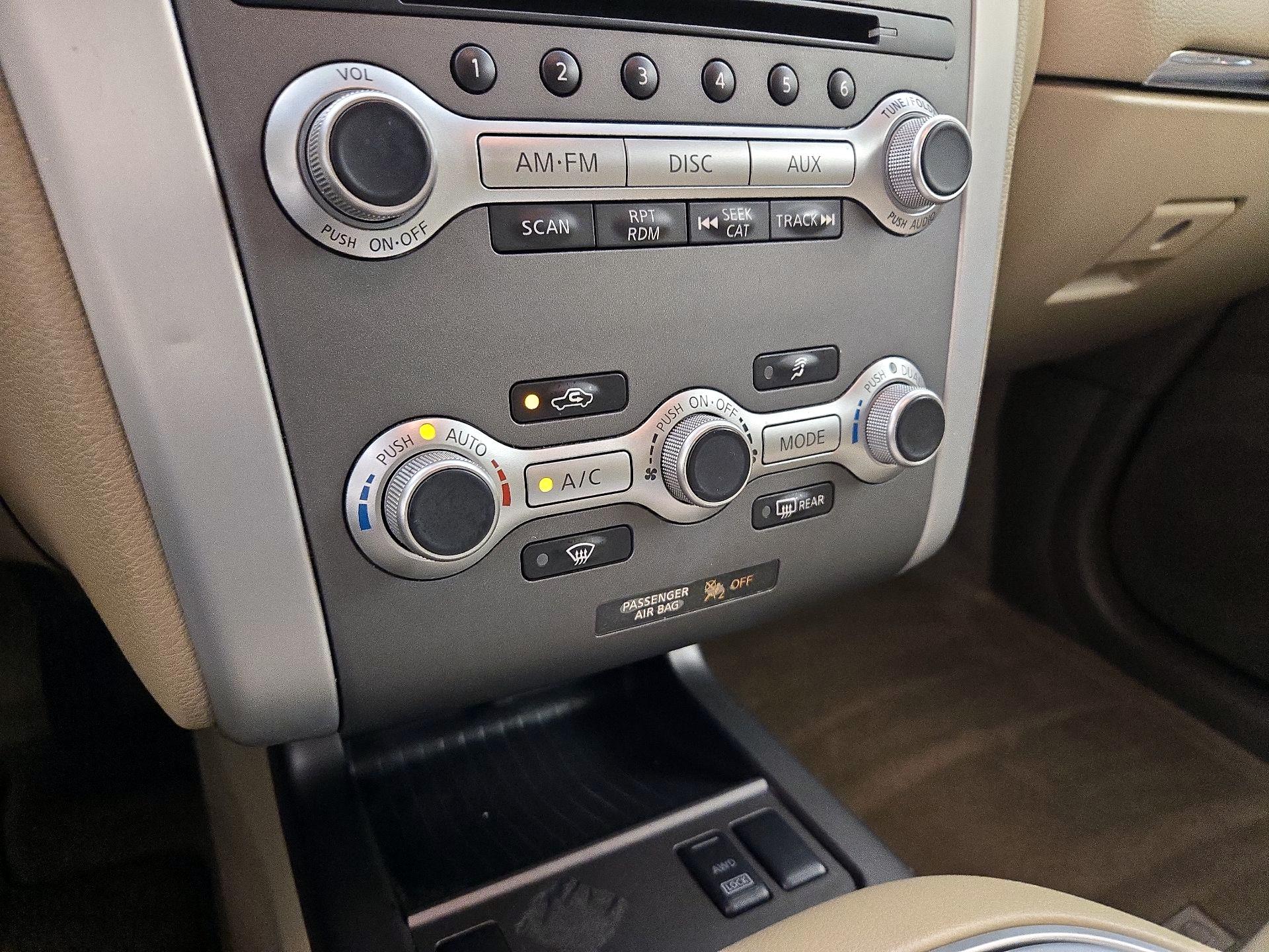 Thumbnail: 2014 Nissan Murano - 16