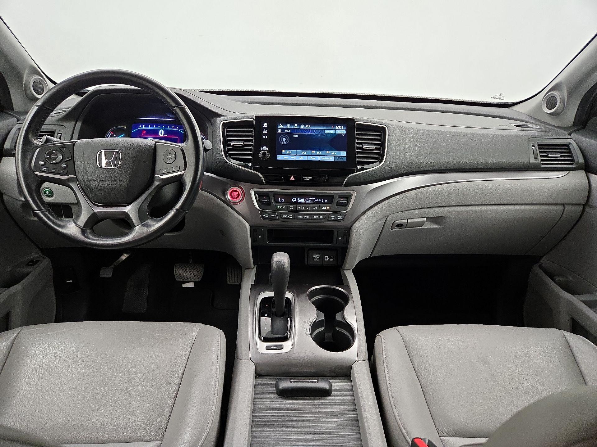 Thumbnail: 2019 Honda Pilot - 9