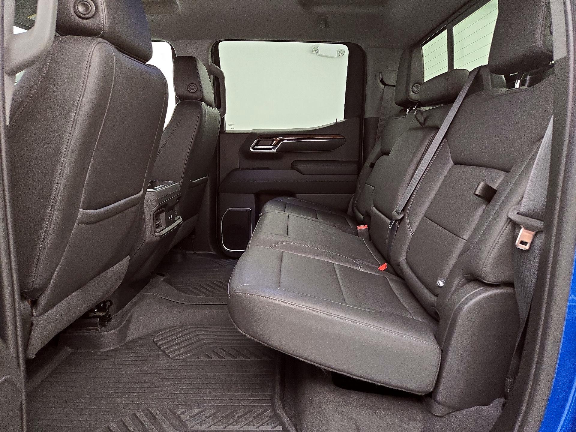 Thumbnail: 2022 Chevrolet Silverado 1500 - 19