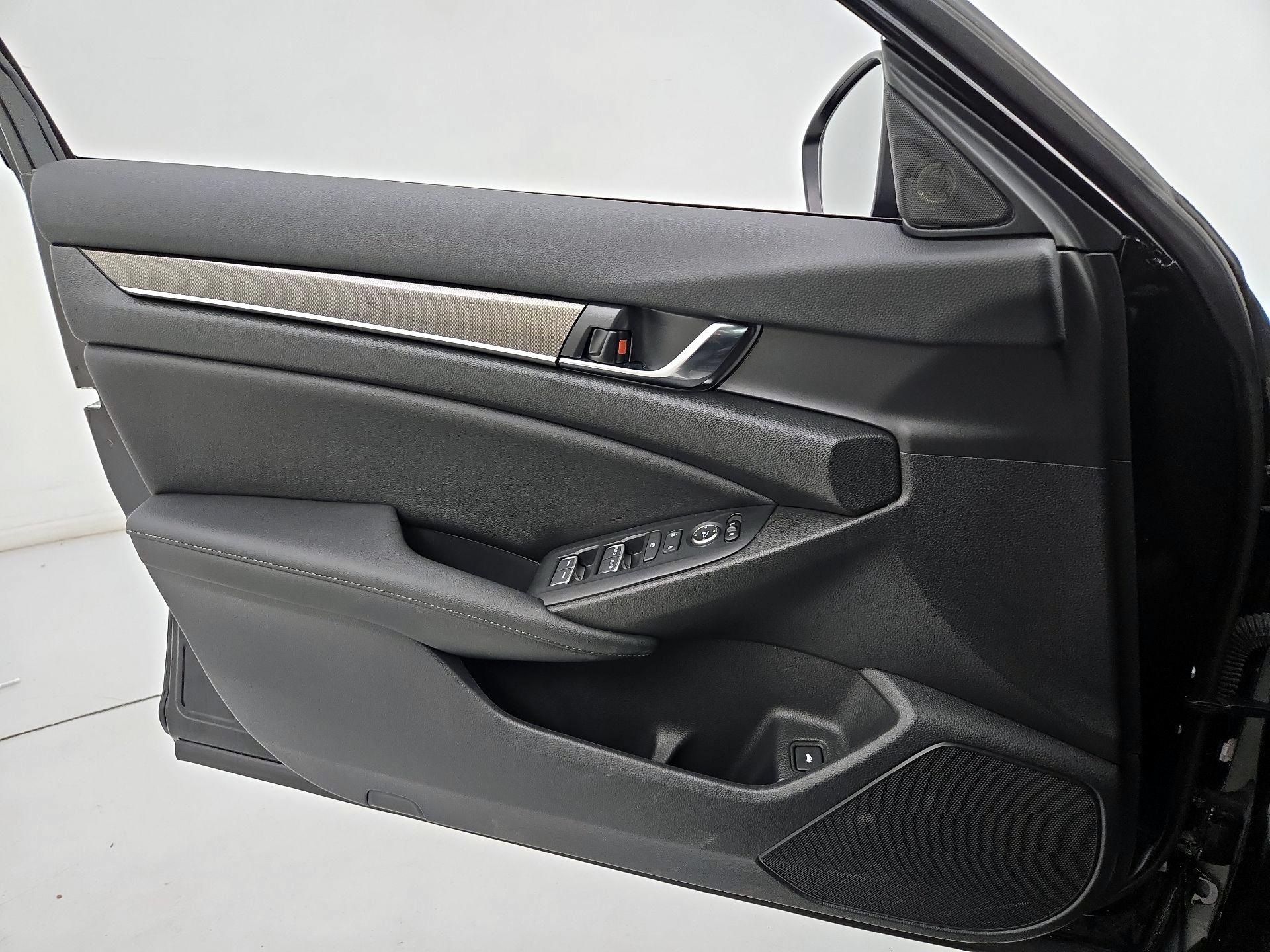 Thumbnail: 2022 Honda Accord - 12