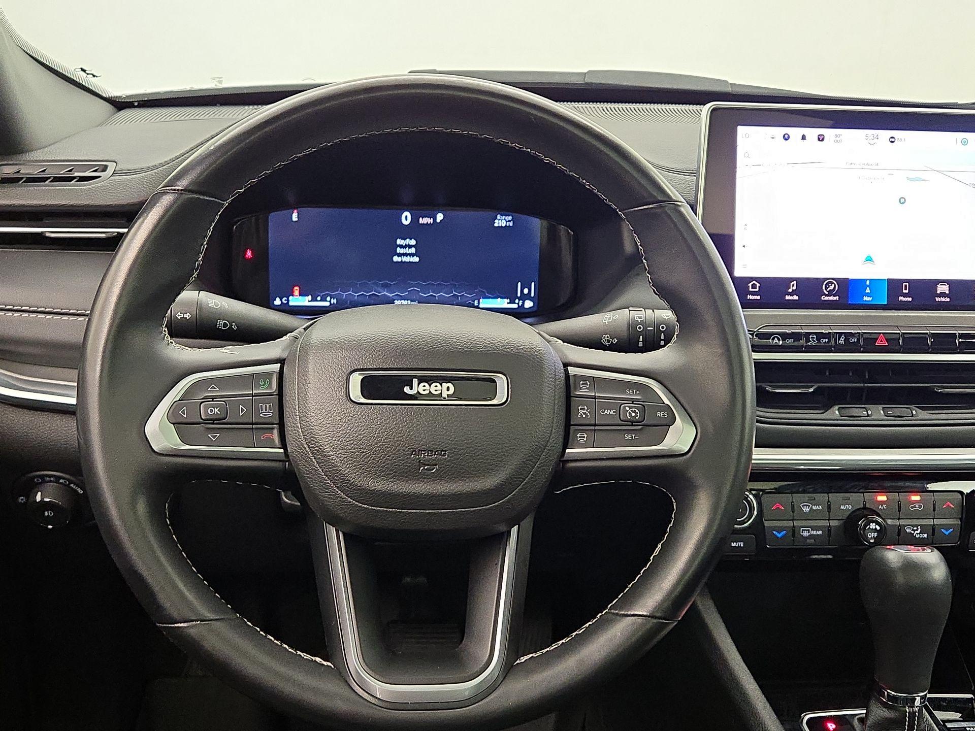 Thumbnail: 2022 Jeep Compass - 10