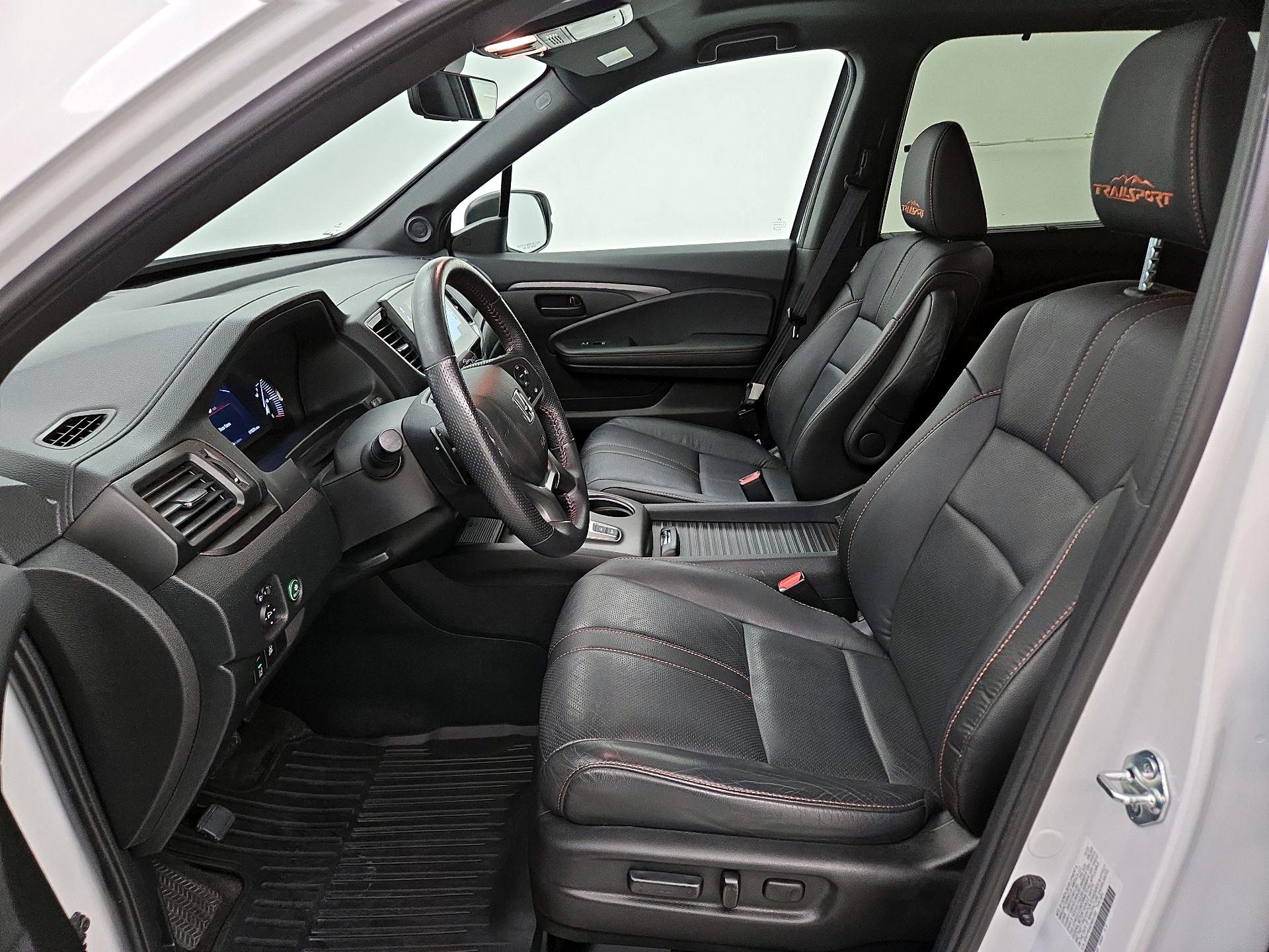Thumbnail: 2023 Honda Passport - 11