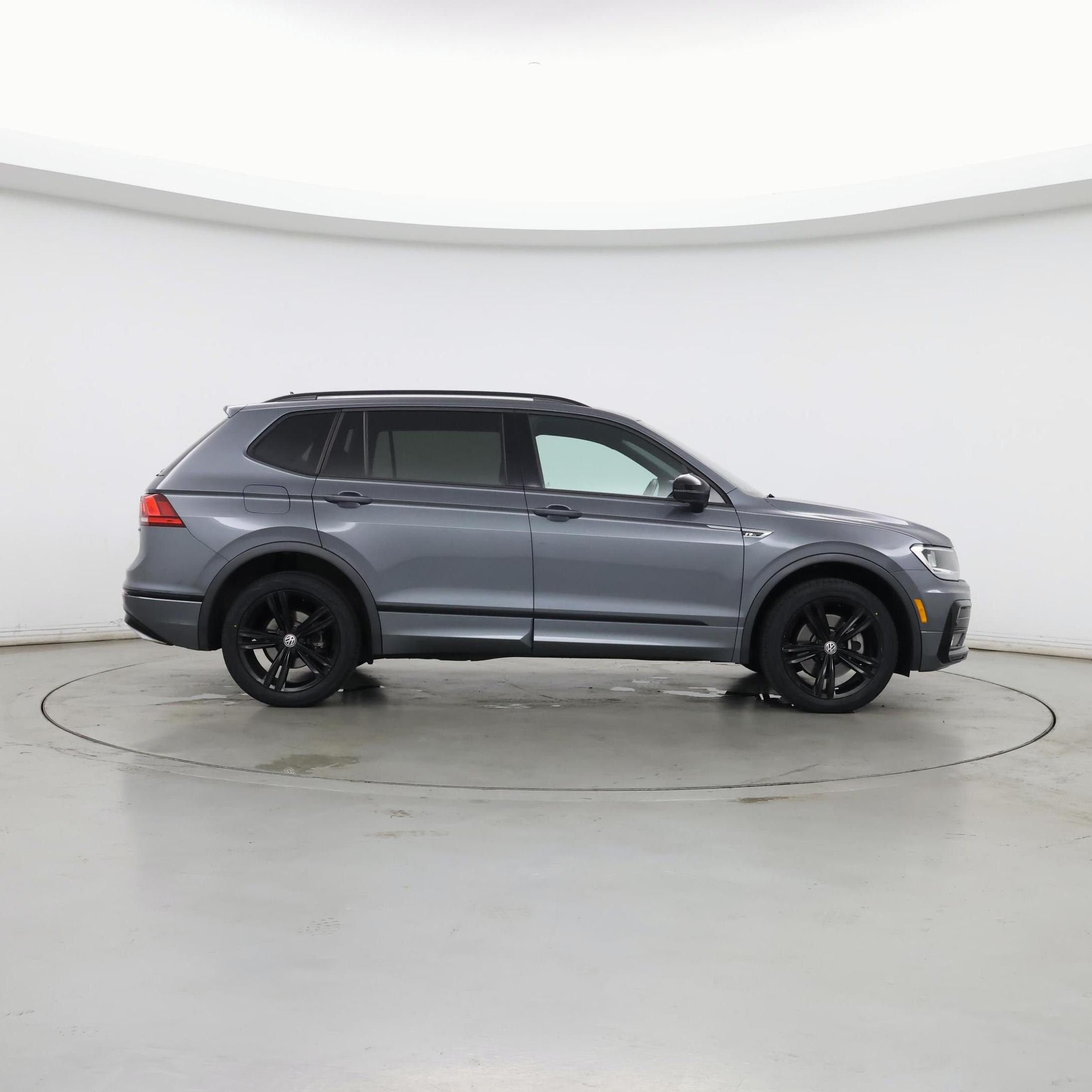 Thumbnail: 2019 Volkswagen Tiguan - 7