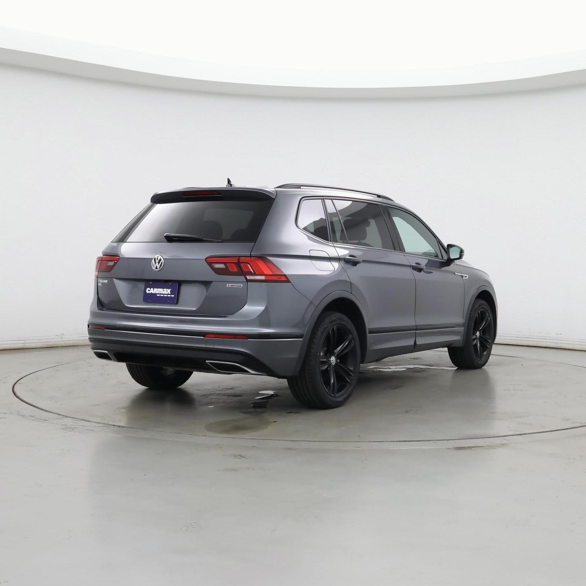 Thumbnail: 2019 Volkswagen Tiguan - 8