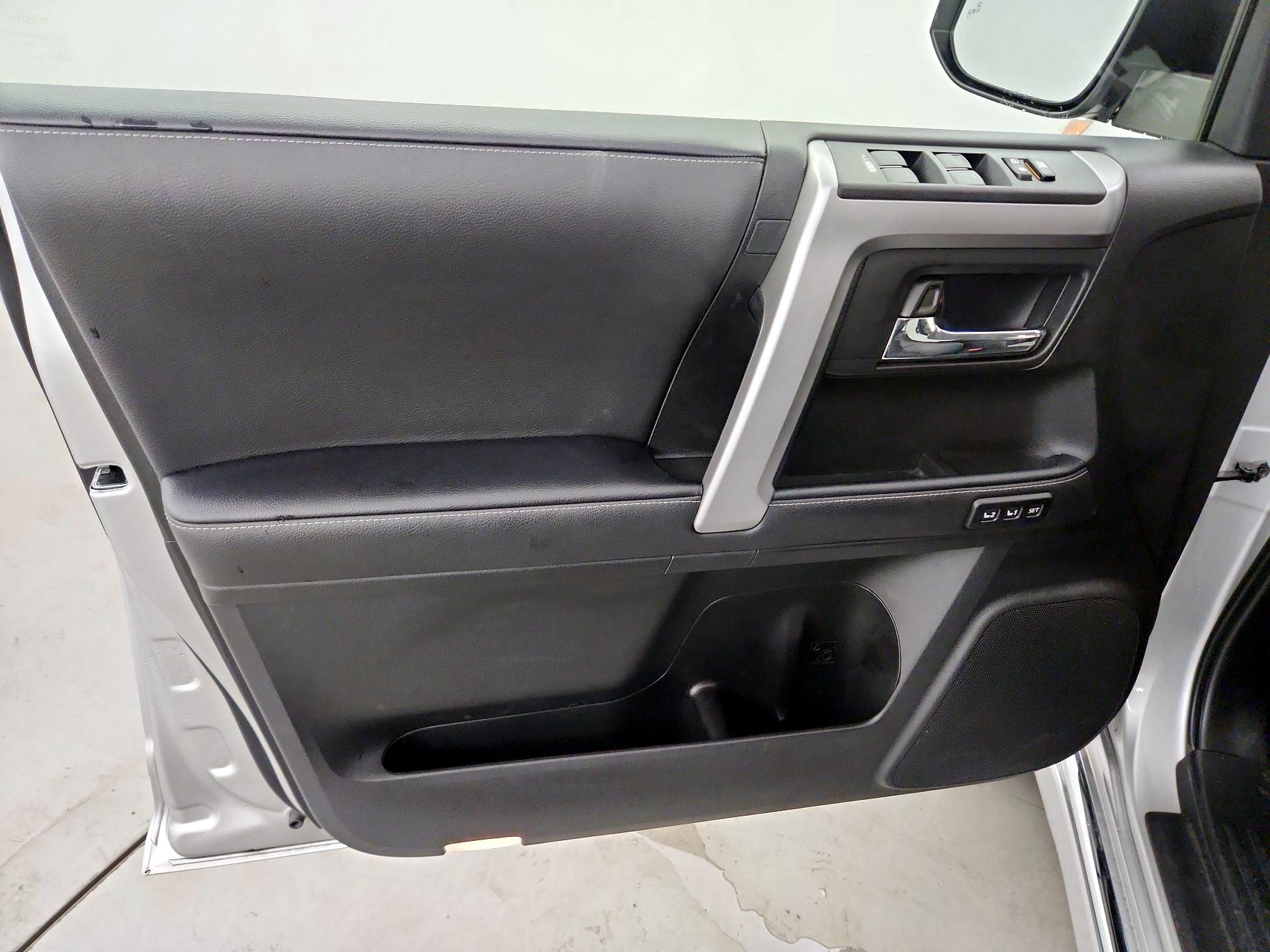 Thumbnail: 2023 Toyota 4Runner - 12