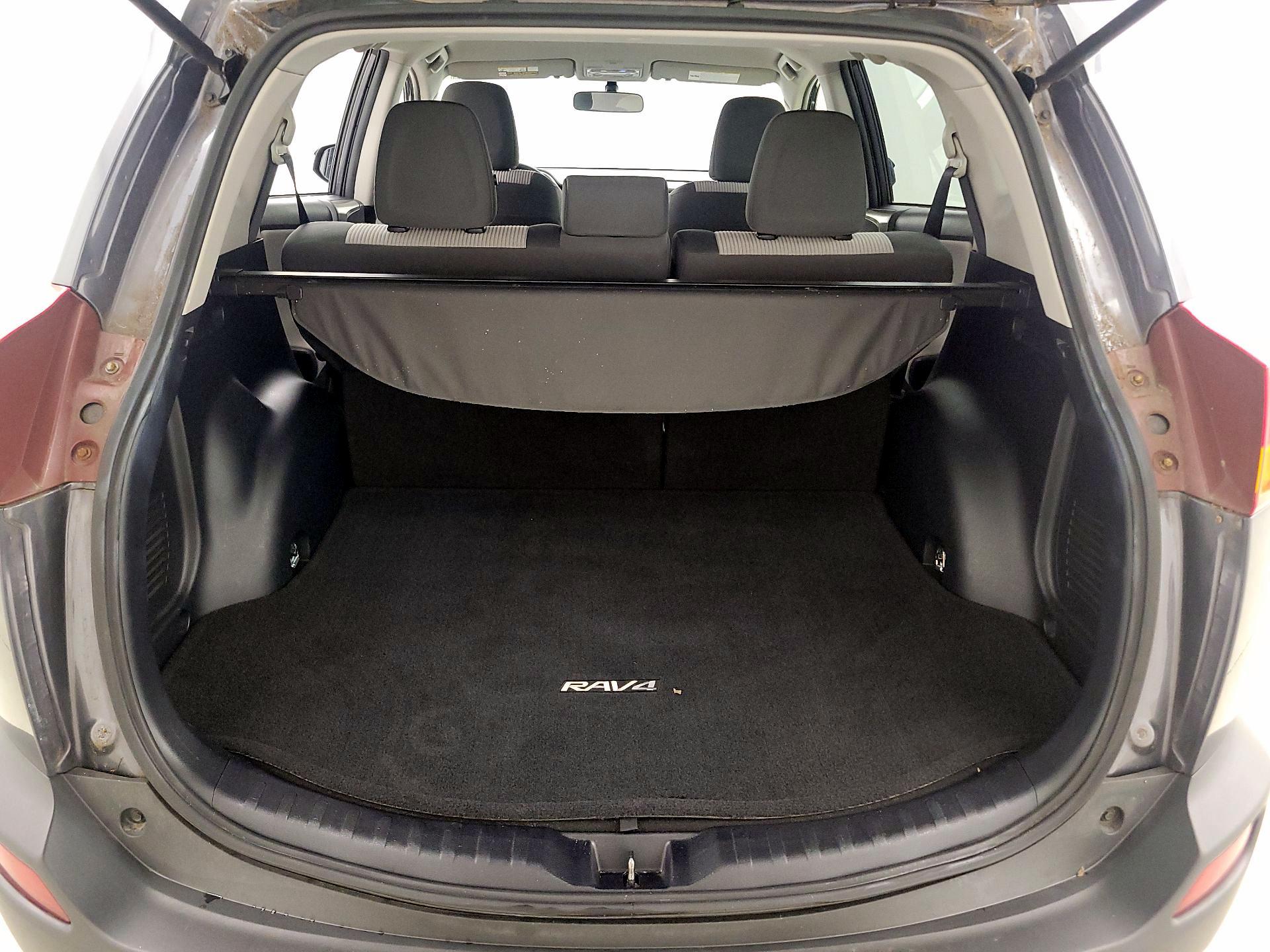 Thumbnail: 2015 Toyota RAV4 - 20