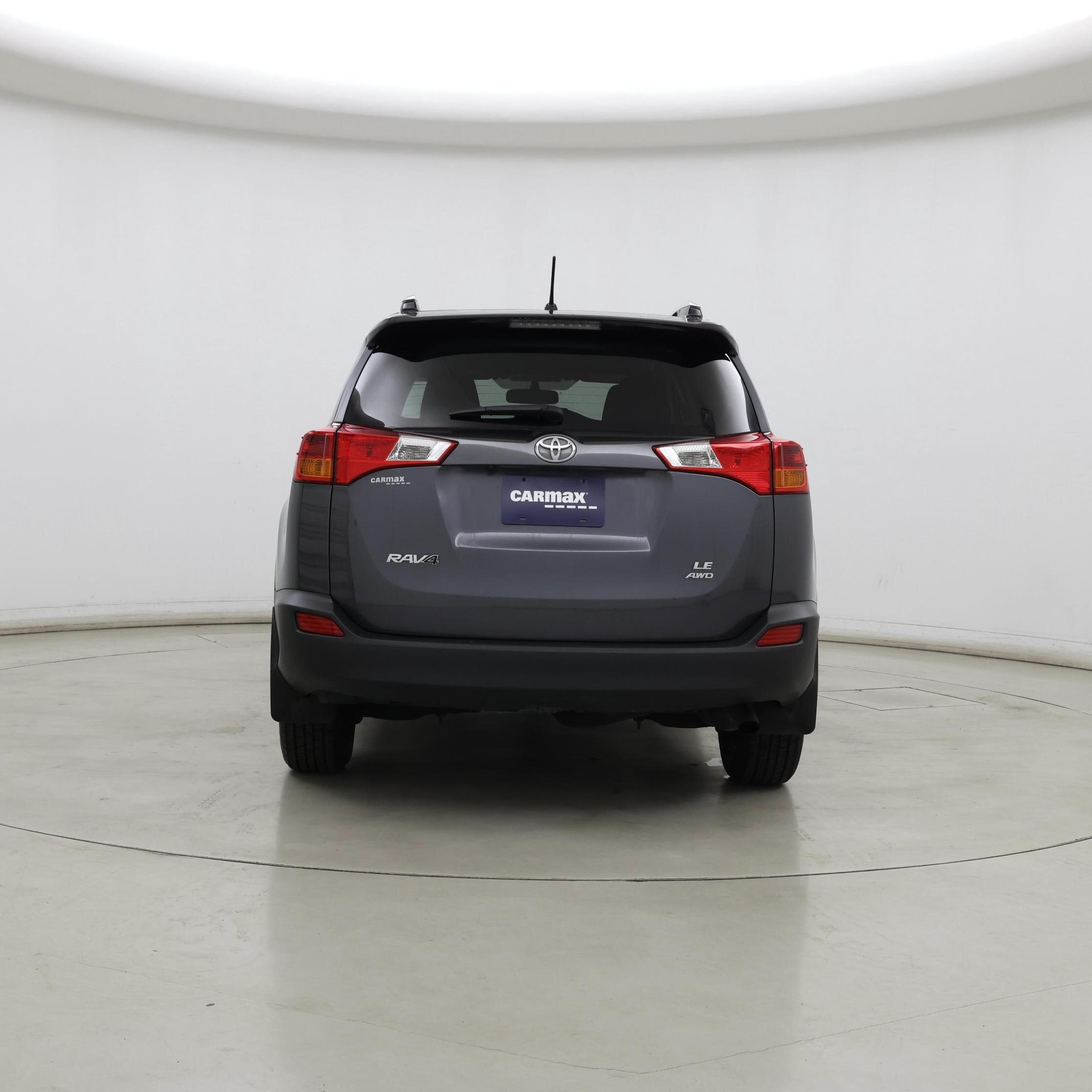 Thumbnail: 2015 Toyota RAV4 - 3