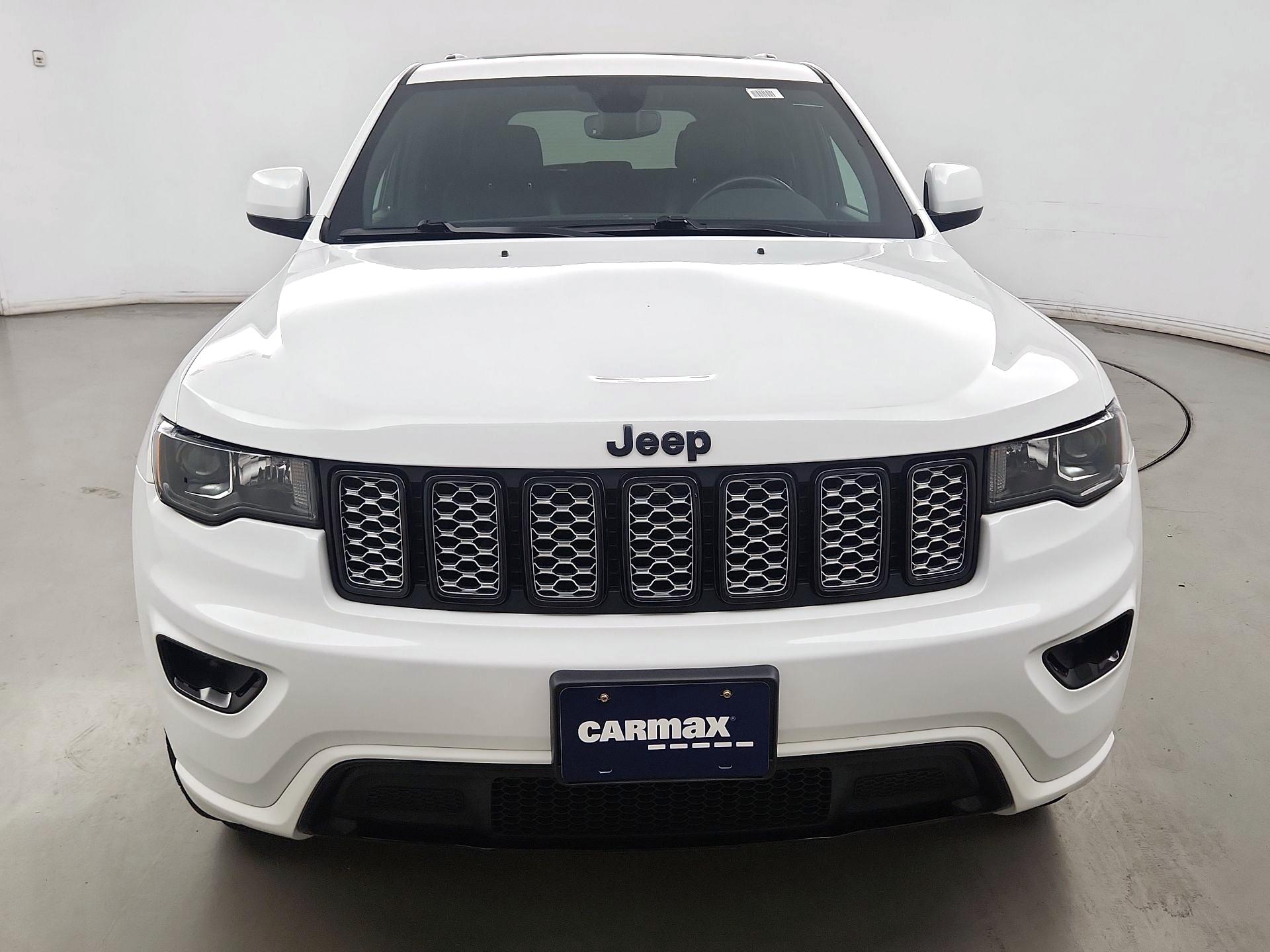 Thumbnail: 2022 Jeep Grand Cherokee - 2