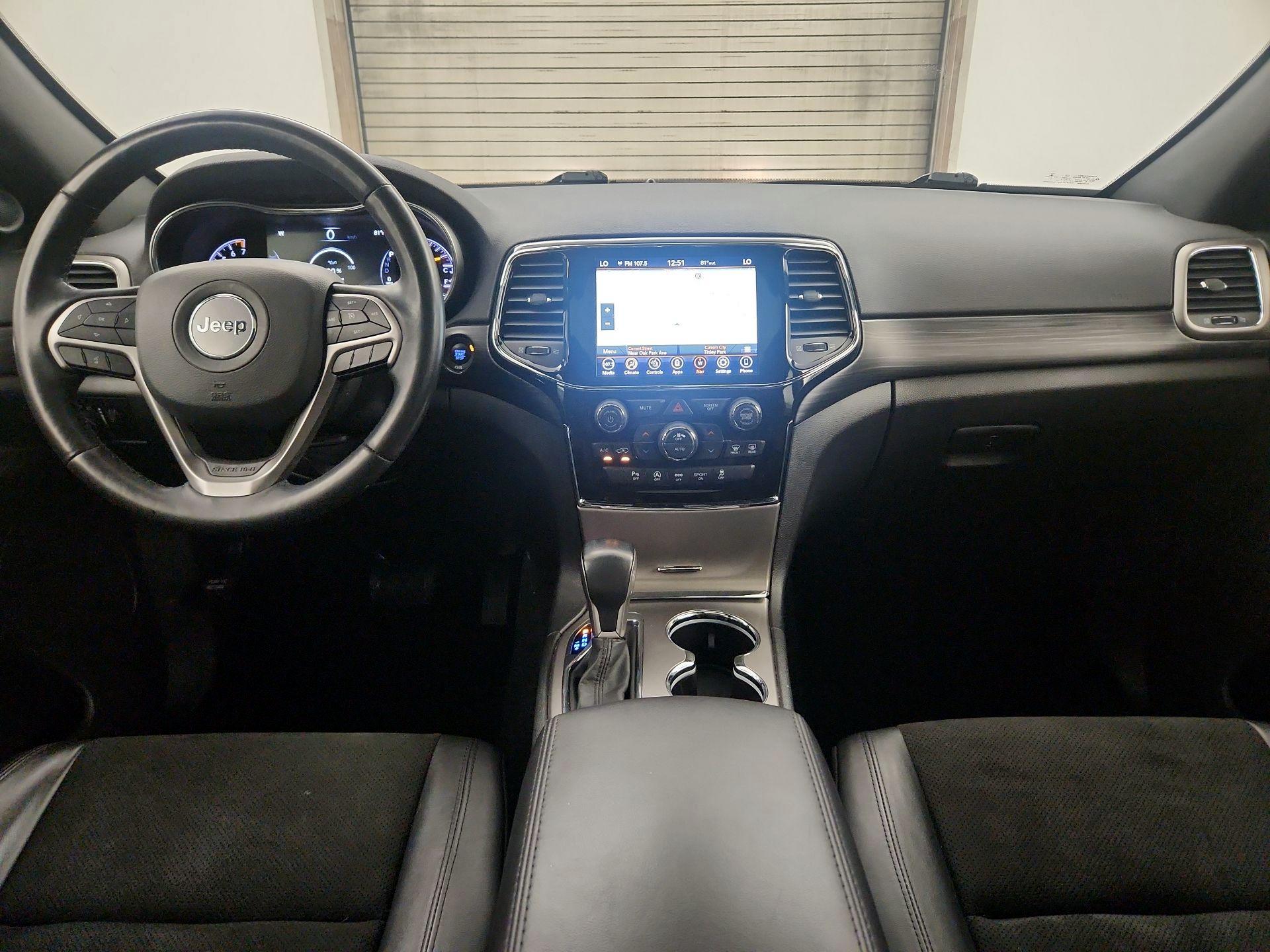 Thumbnail: 2022 Jeep Grand Cherokee - 8